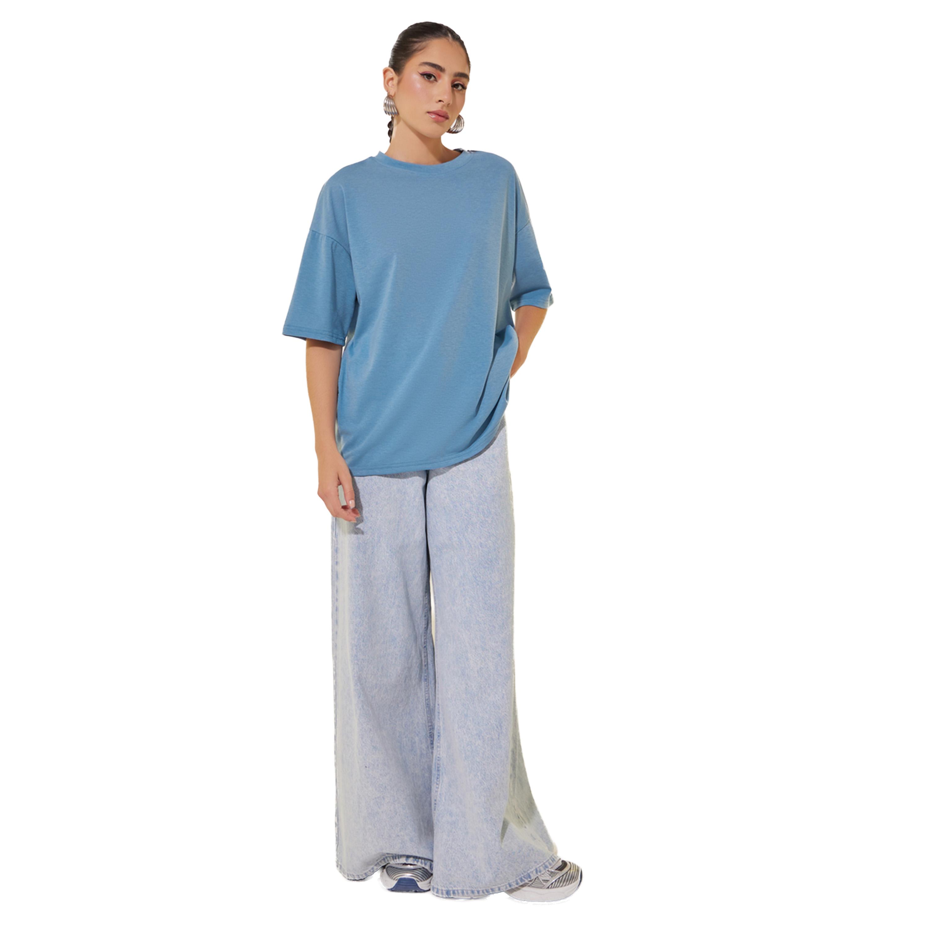 تيشيرت فضفاض بطبعة كتابة وياقة دائرية-women-clothing-tshirts-image-1