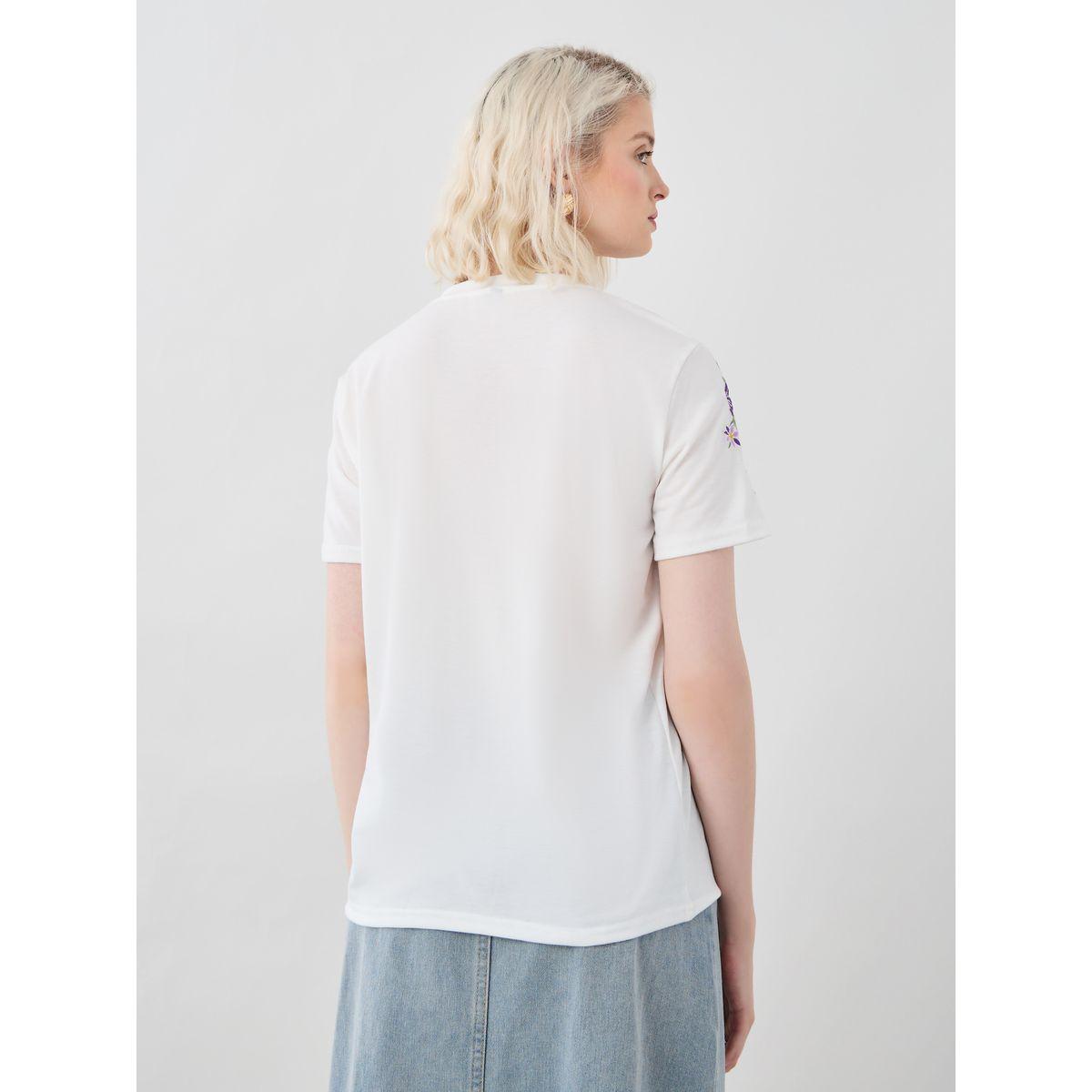 تيشيرت بياقة دائرية وأكمام قصيرة-women-clothing-tshirts-image-4