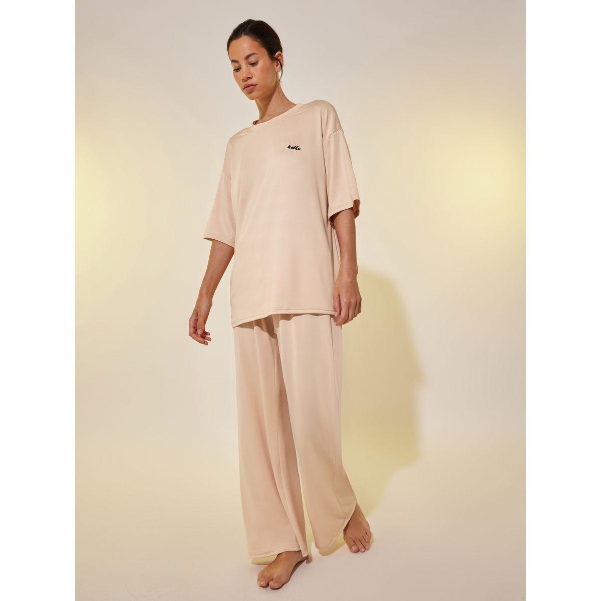 طقم بيجاما من بنطال وتيشيرت بأكتاف منخفضة-women-clothing-nightwear-pyjamas-longsets-image-1