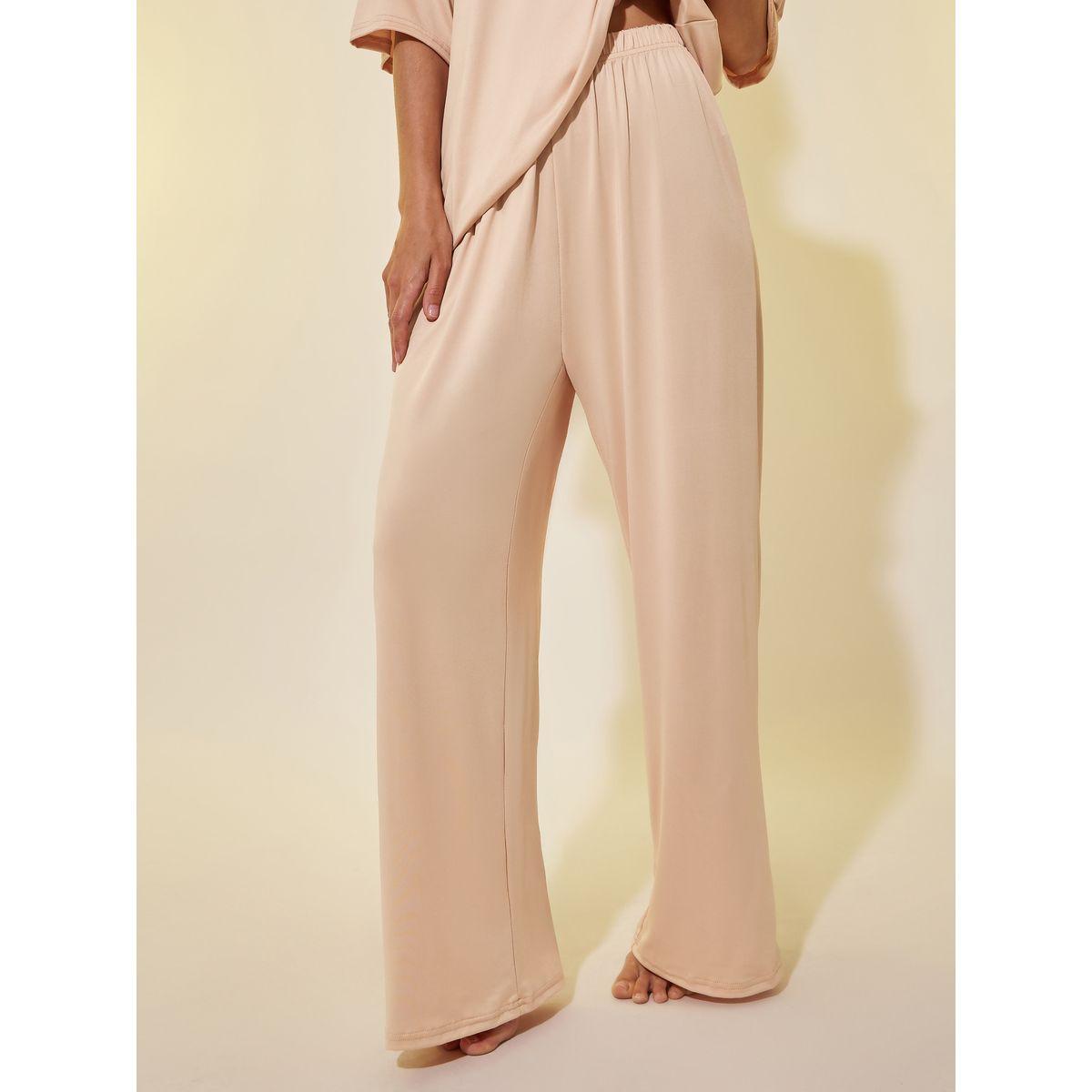 طقم بيجاما من بنطال وتيشيرت بأكتاف منخفضة-women-clothing-nightwear-pyjamas-longsets-image-4