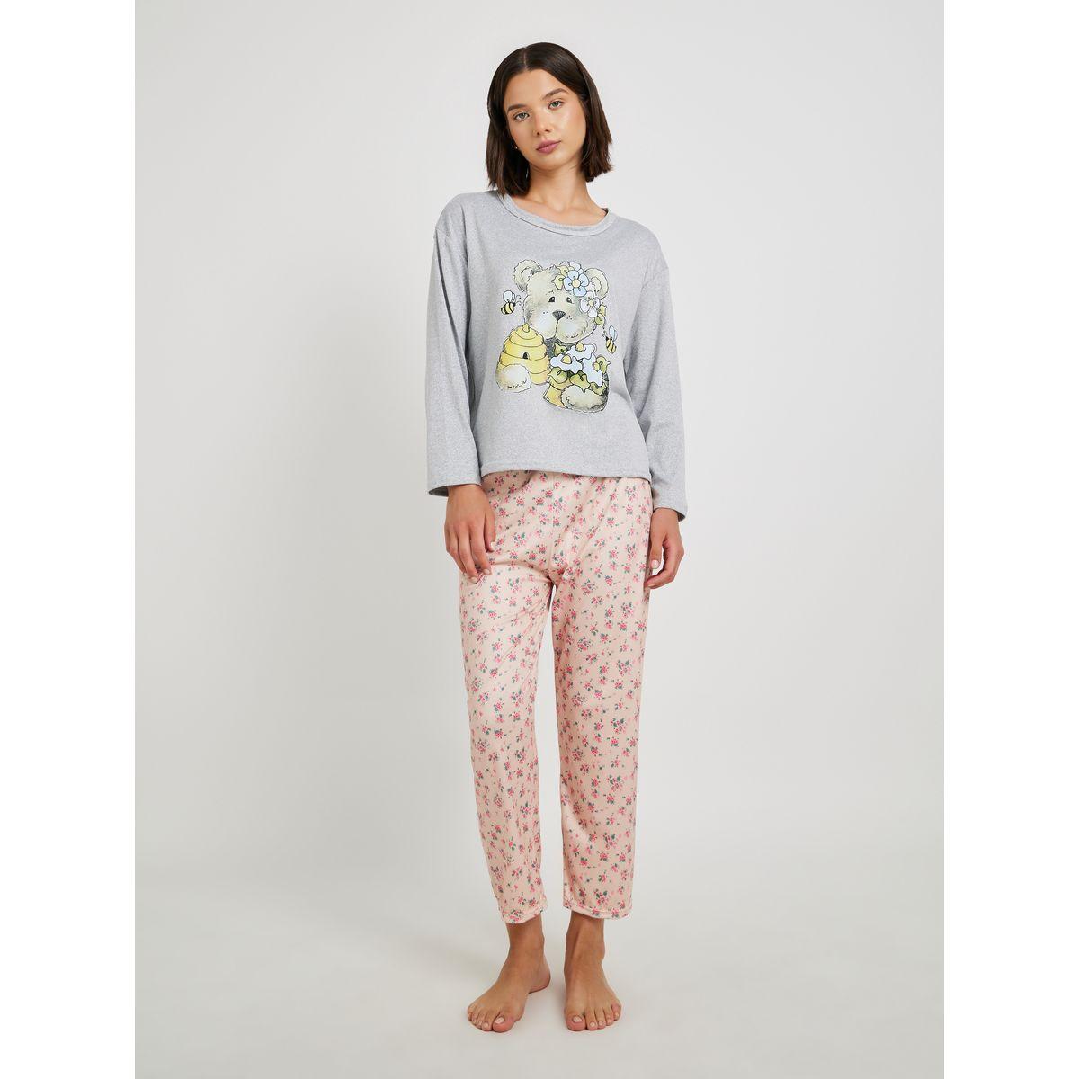 Styli Bear Print Long Sleeve T-Shirt and Pyjama Set-women-clothing-nightwear-pyjamas-longsets-image-1