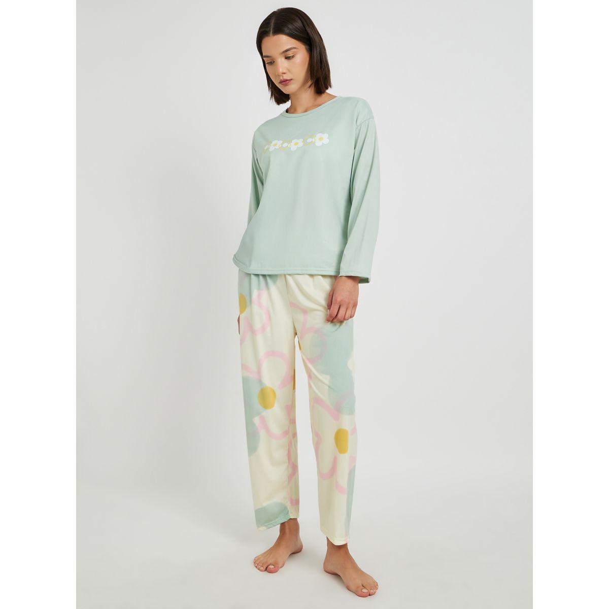 Styli Printed Long Sleeve T-Shirt with Bra and Pyjama Set-women-clothing-nightwear-pyjamas-longsets-image-2
