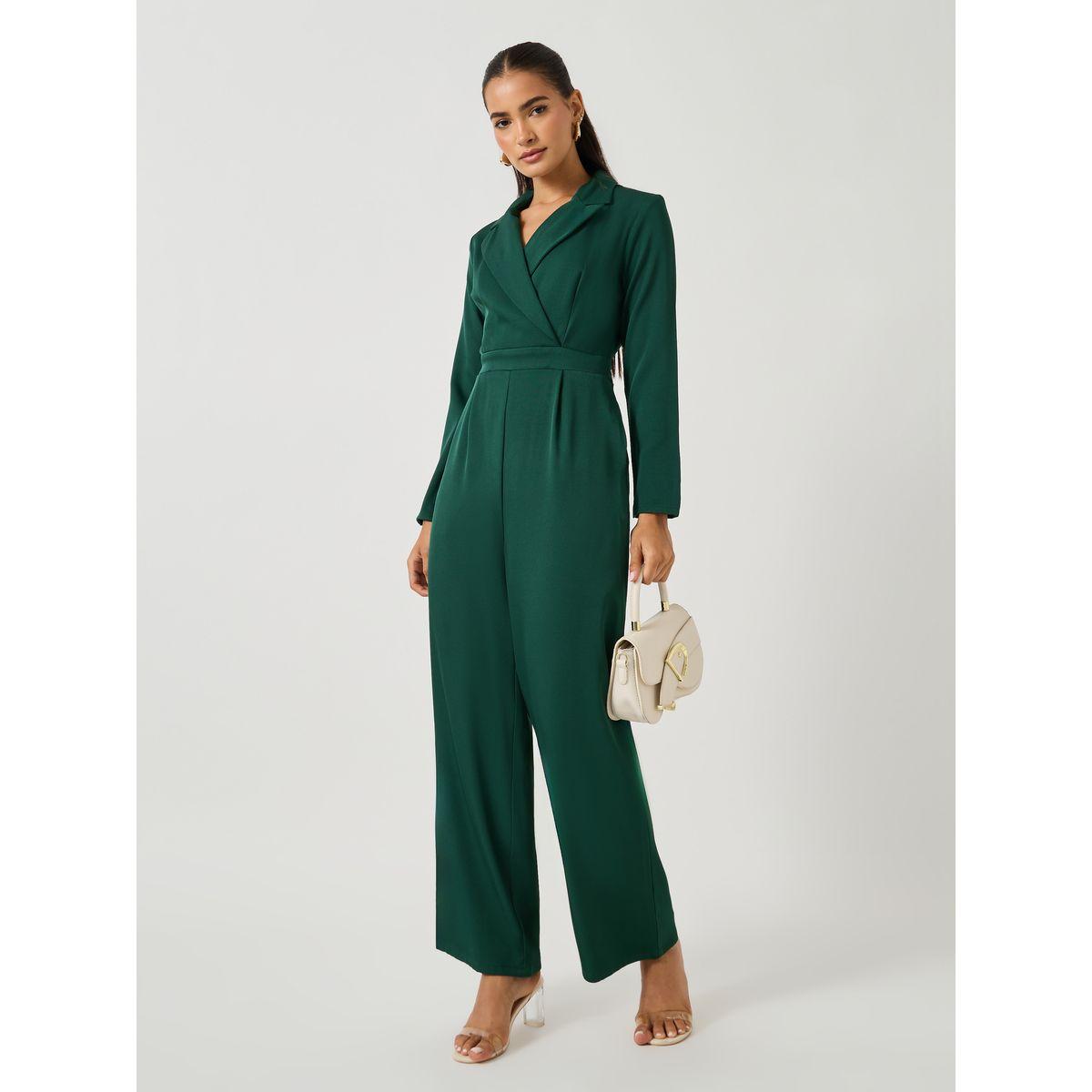 جمبسوت سادة بأرجل واسعة وياقة نوتش-women-clothing-jumpsuits-image-1