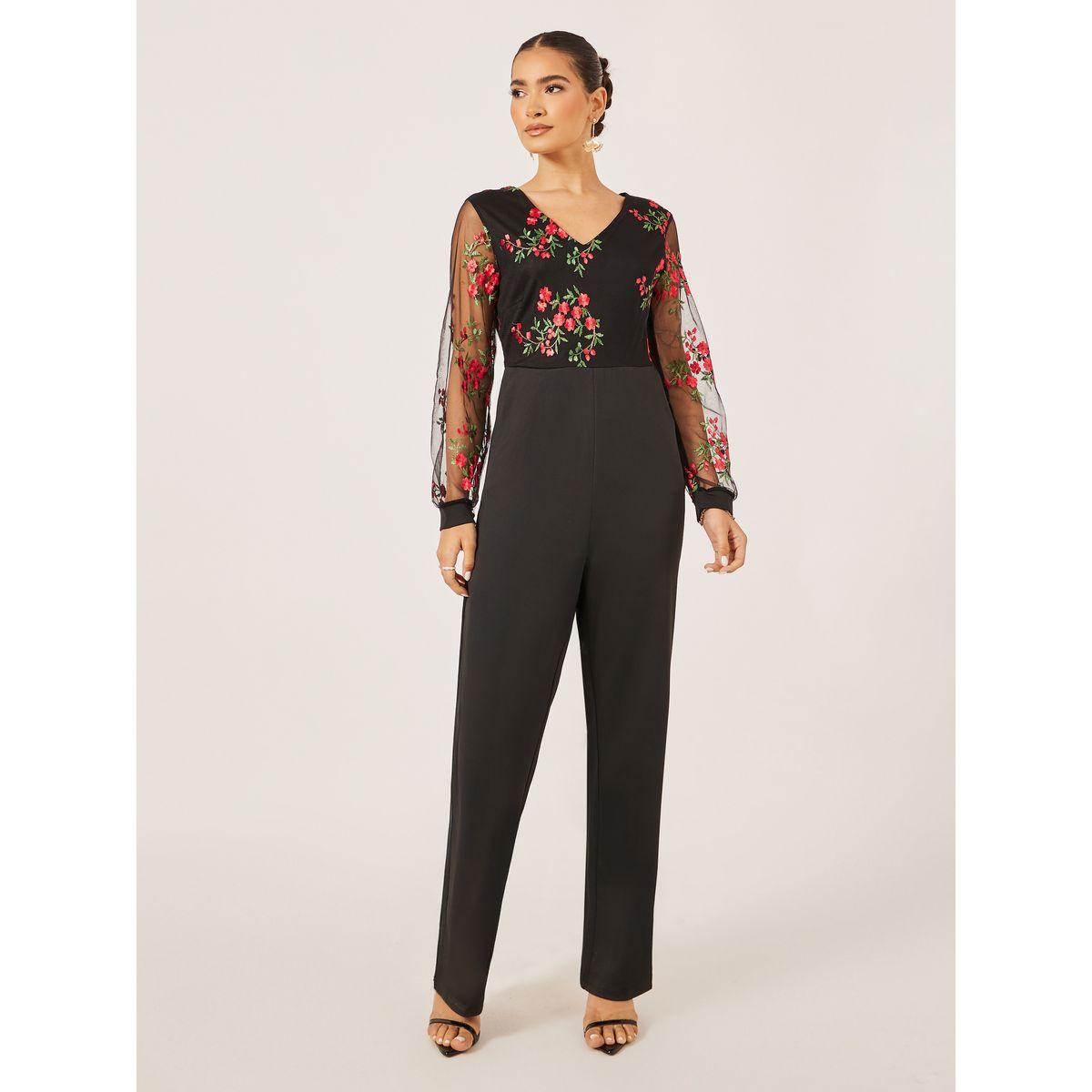 جمبسوت بأرجل واسعة وتفاصيل مُطرّزة-women-clothing-jumpsuits-image-1