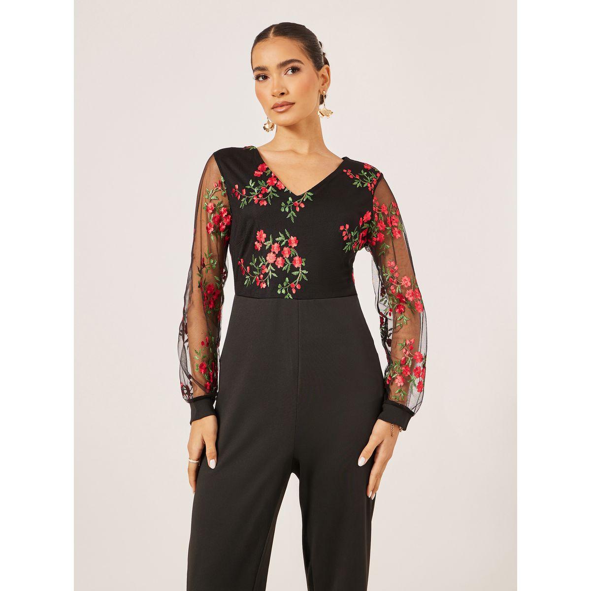 جمبسوت بأرجل واسعة وتفاصيل مُطرّزة-women-clothing-jumpsuits-image-3