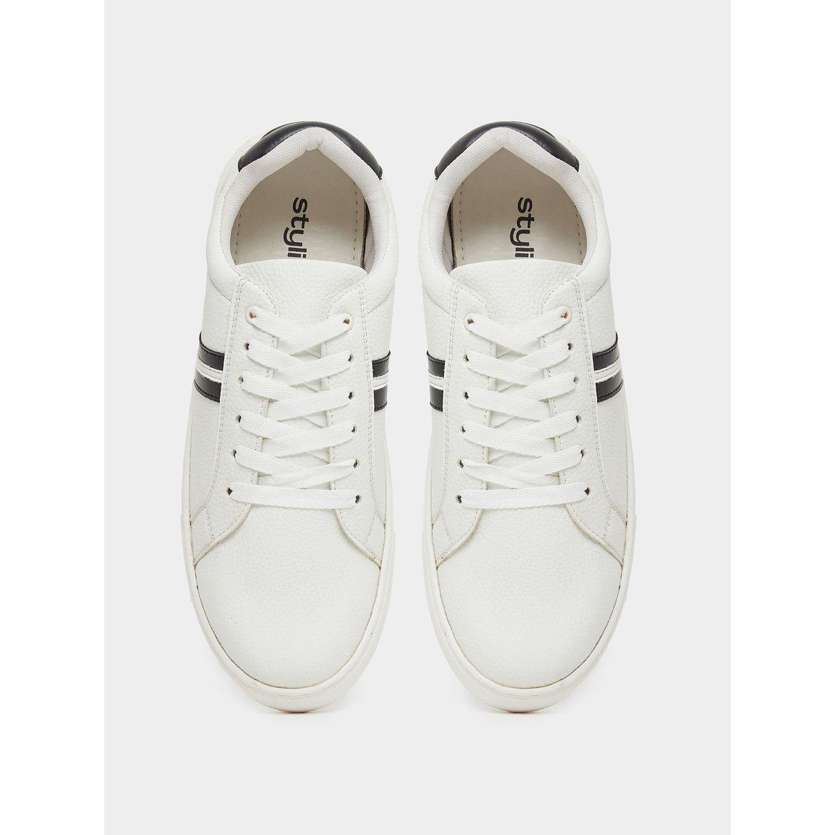 Styli Twin Stripe Lace Up Court Sneakers-men-shoes-sneakers-image-5
