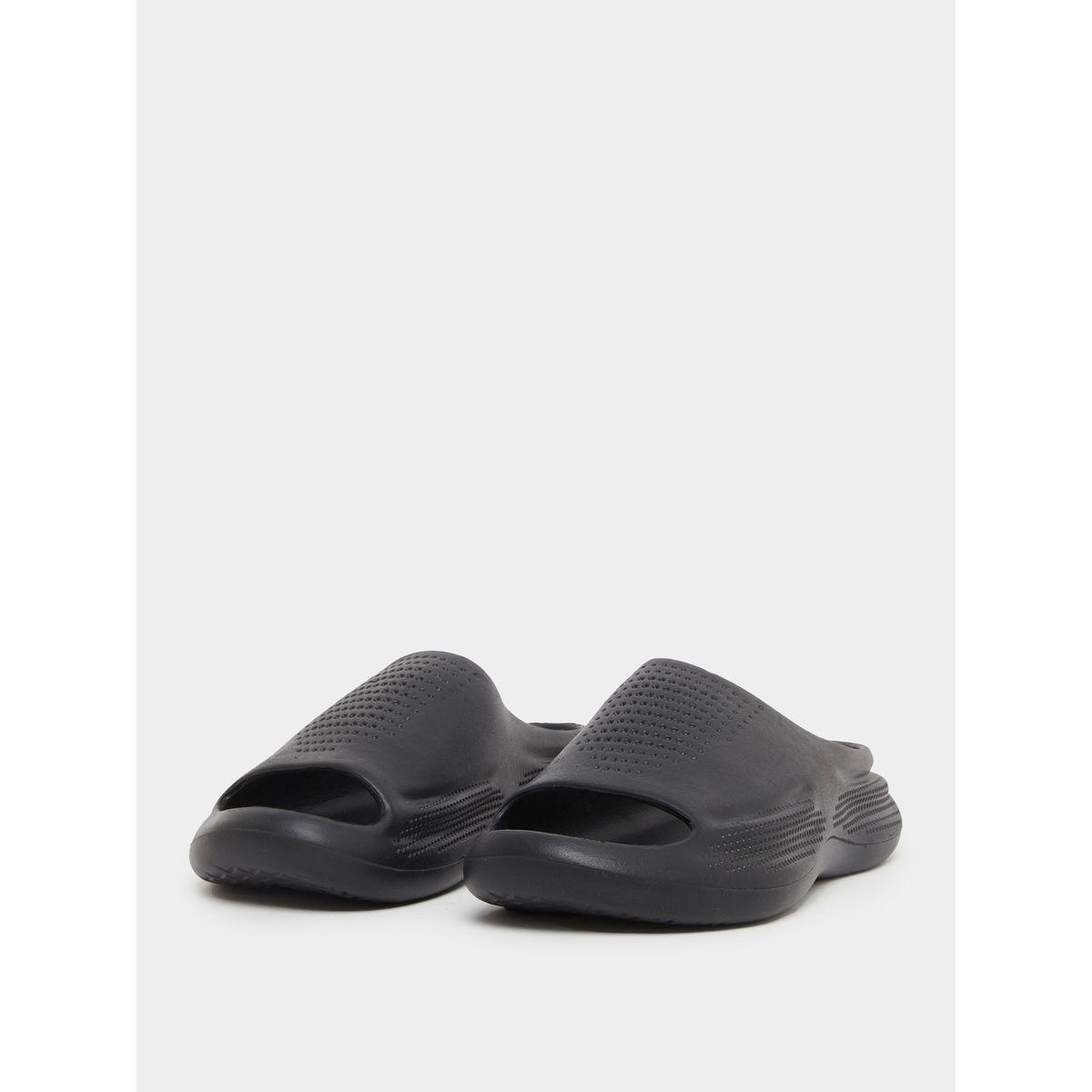 شبشب بنمط مثقب ومقدمة مفتوحة-men-shoes-flipflopsandslides-image-2