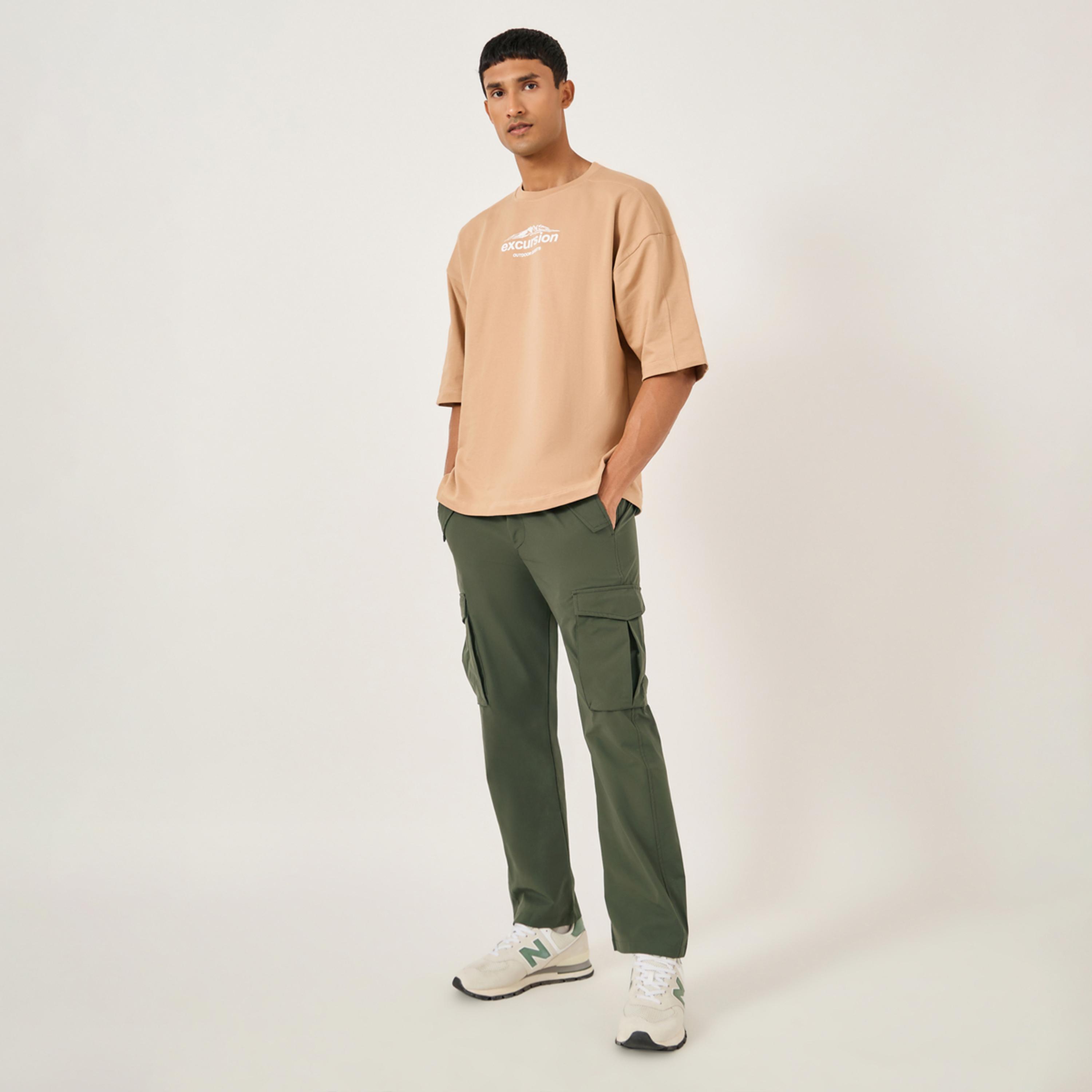 Fort Collins x Styli Men Solid Straight Leg Cargo Pants-men-clothing-bottoms-joggers-image-2