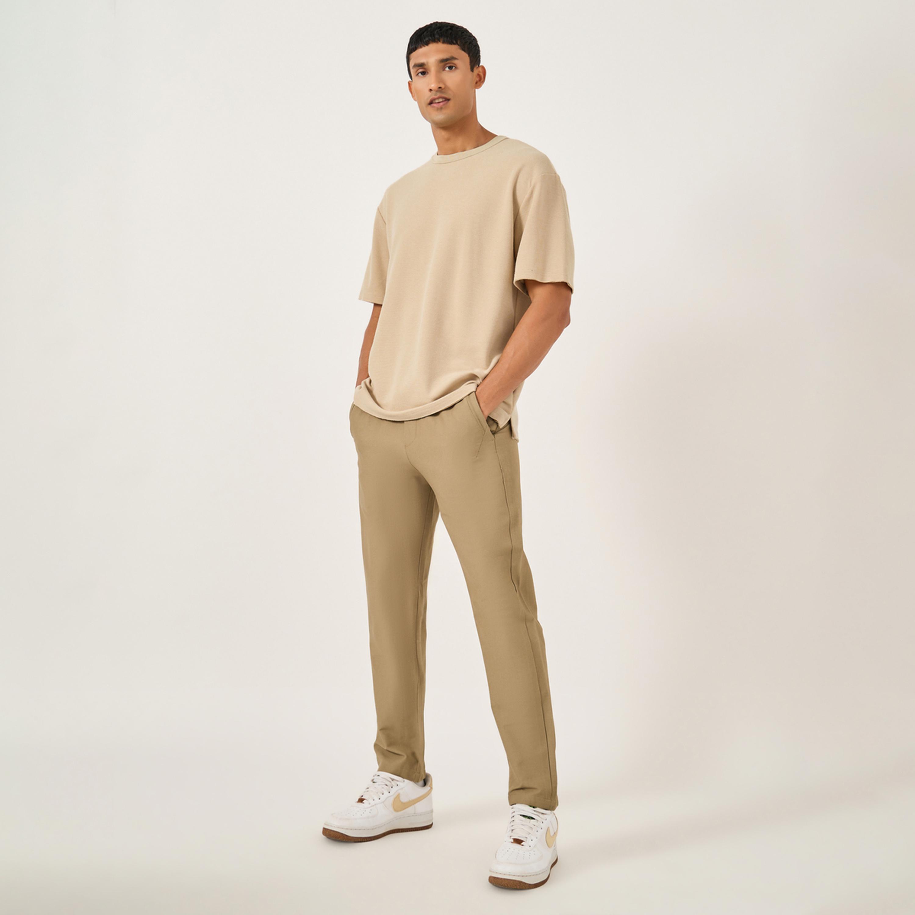Fort Collins x Styli Men Solid Straight Leg Pants with Drawstring Waist-men-clothing-bottoms-trousersandchinos-trousers-image-2