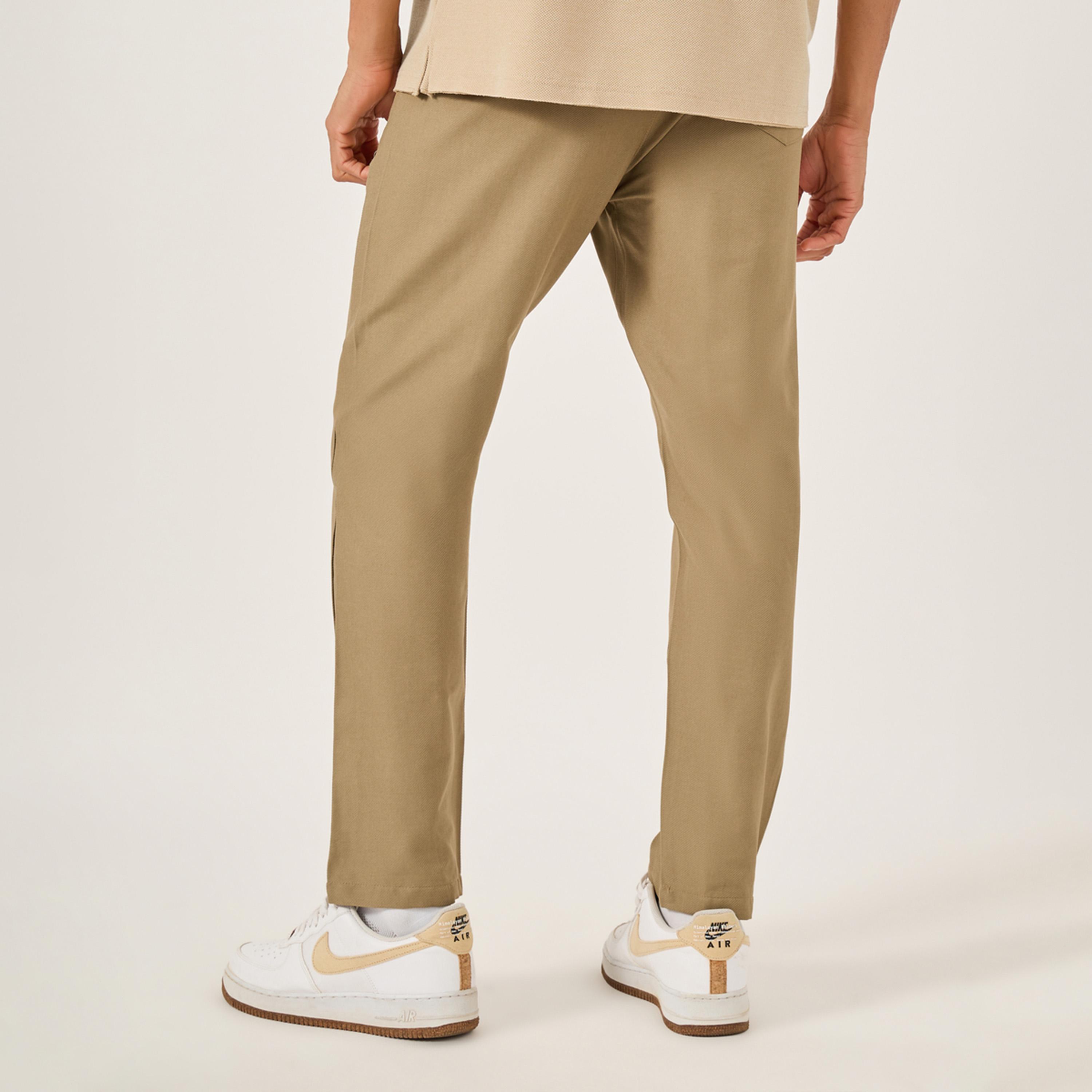 Fort Collins x Styli Men Solid Straight Leg Pants with Drawstring Waist-men-clothing-bottoms-trousersandchinos-trousers-image-4