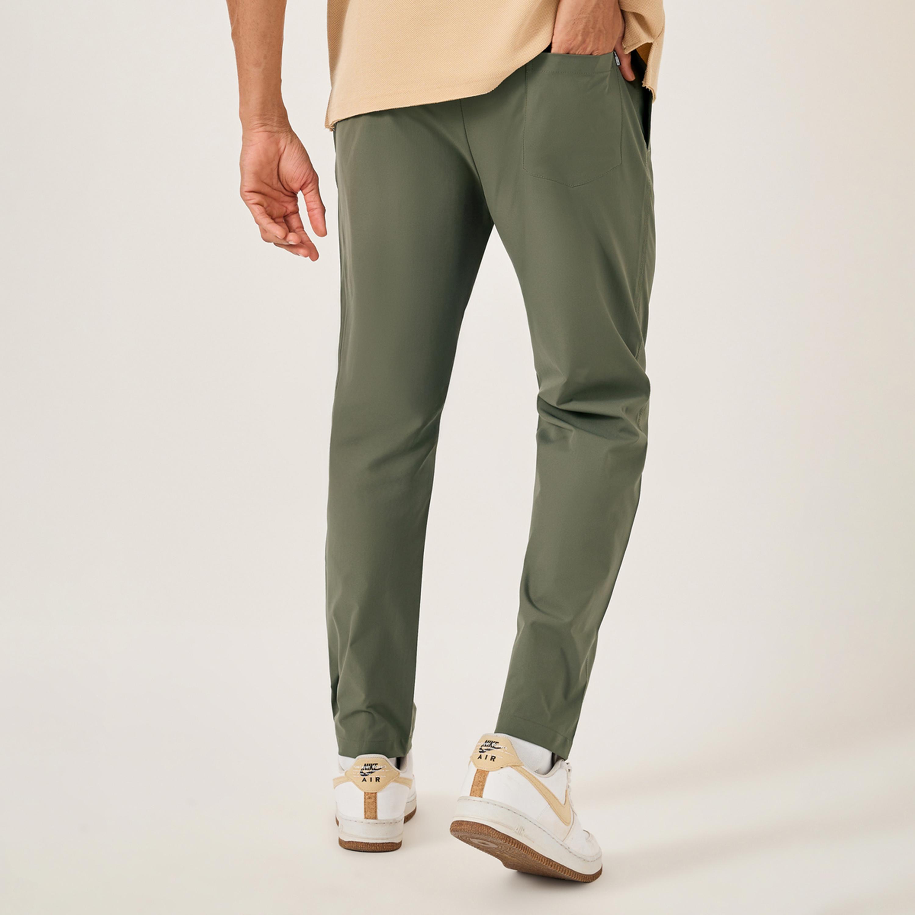 Fort Collins x Styli Men Solid Drawstring Waist Regular Fit Pants-men-clothing-bottoms-trousersandchinos-trousers-image-4
