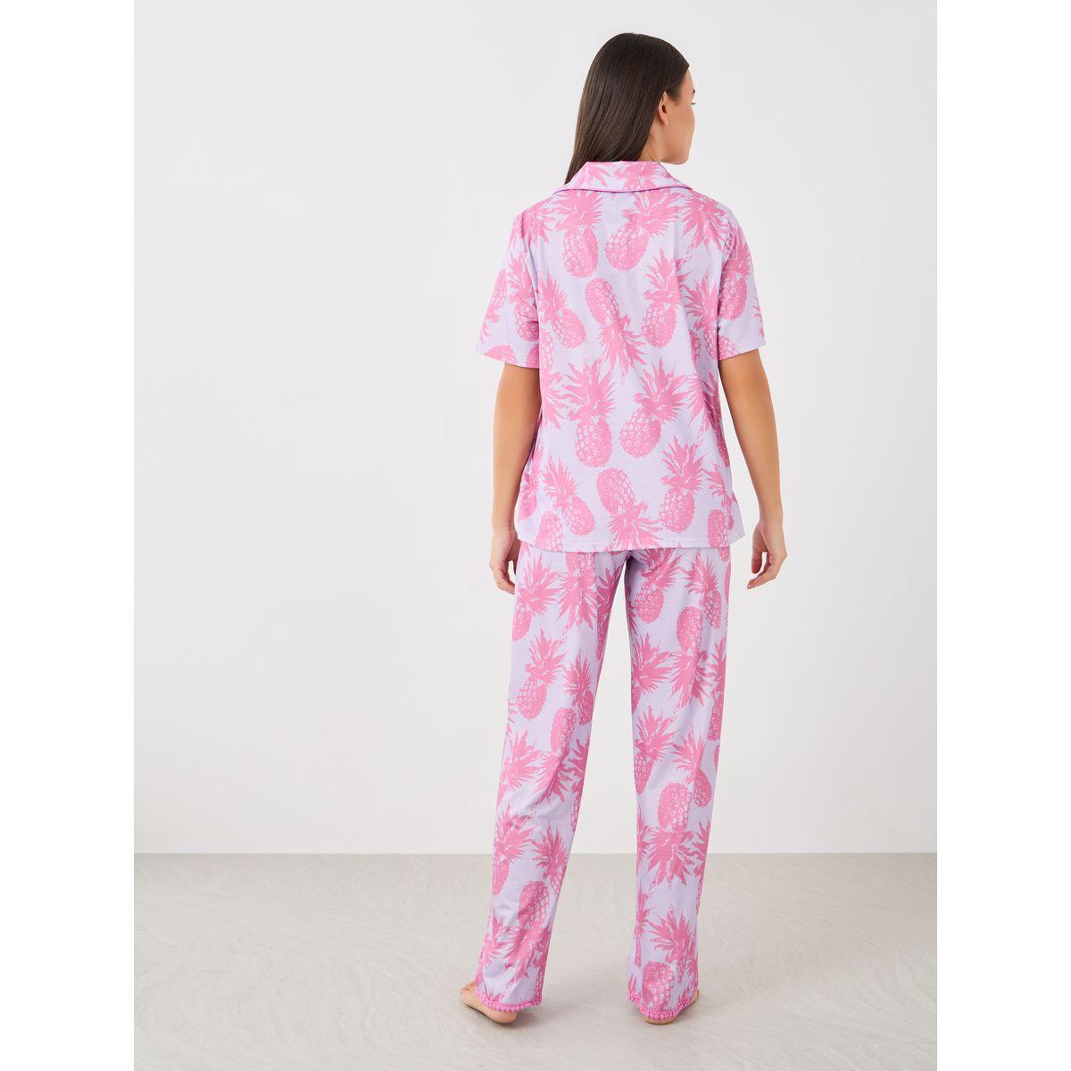طقم بيجاما من بنطال وبلوزة بطبعات كاملة-women-clothing-nightwear-pyjamas-longsets-image-7