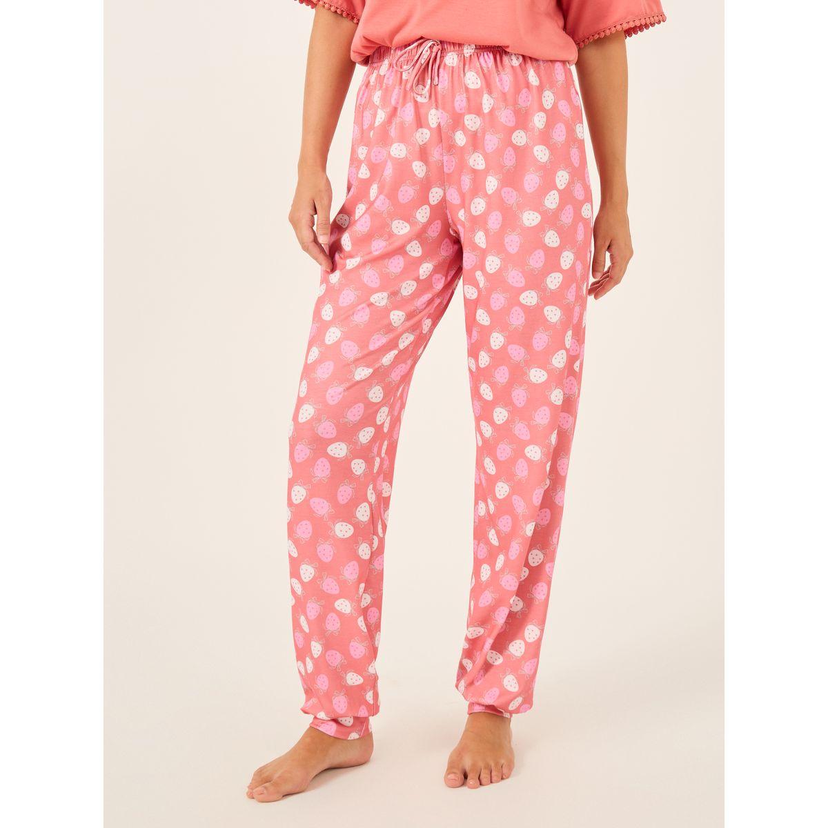 طقم بيجاما من بنطال وتيشيرت بطبعة جرافيك-women-clothing-nightwear-pyjamas-longsets-image-6
