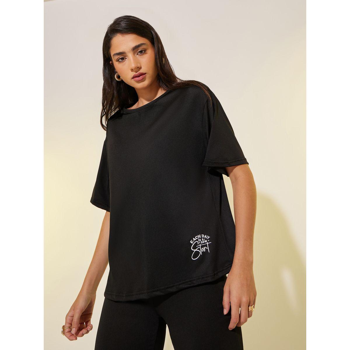 طقم منسق من ليقنز وتيشيرت بطبعة كتابة-women-clothing-coordsets-image-2