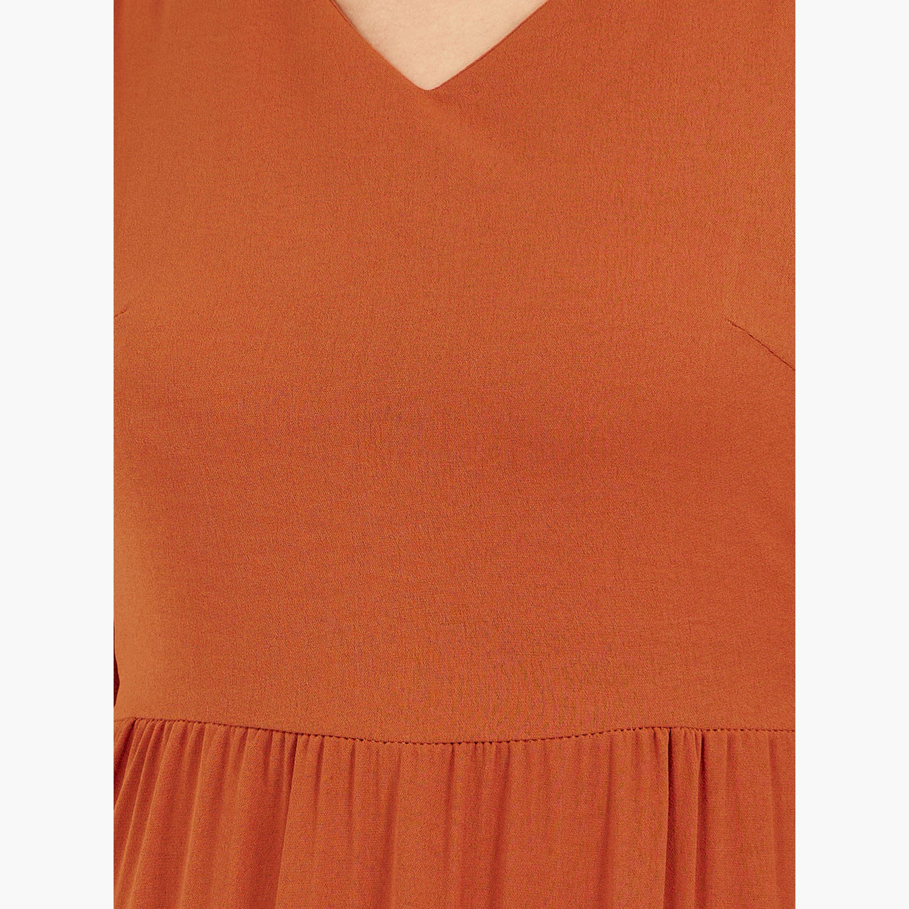 Styli Plain Cuffed Sleeves Tiered Maxi Dress-women-clothing-dresses-image-4