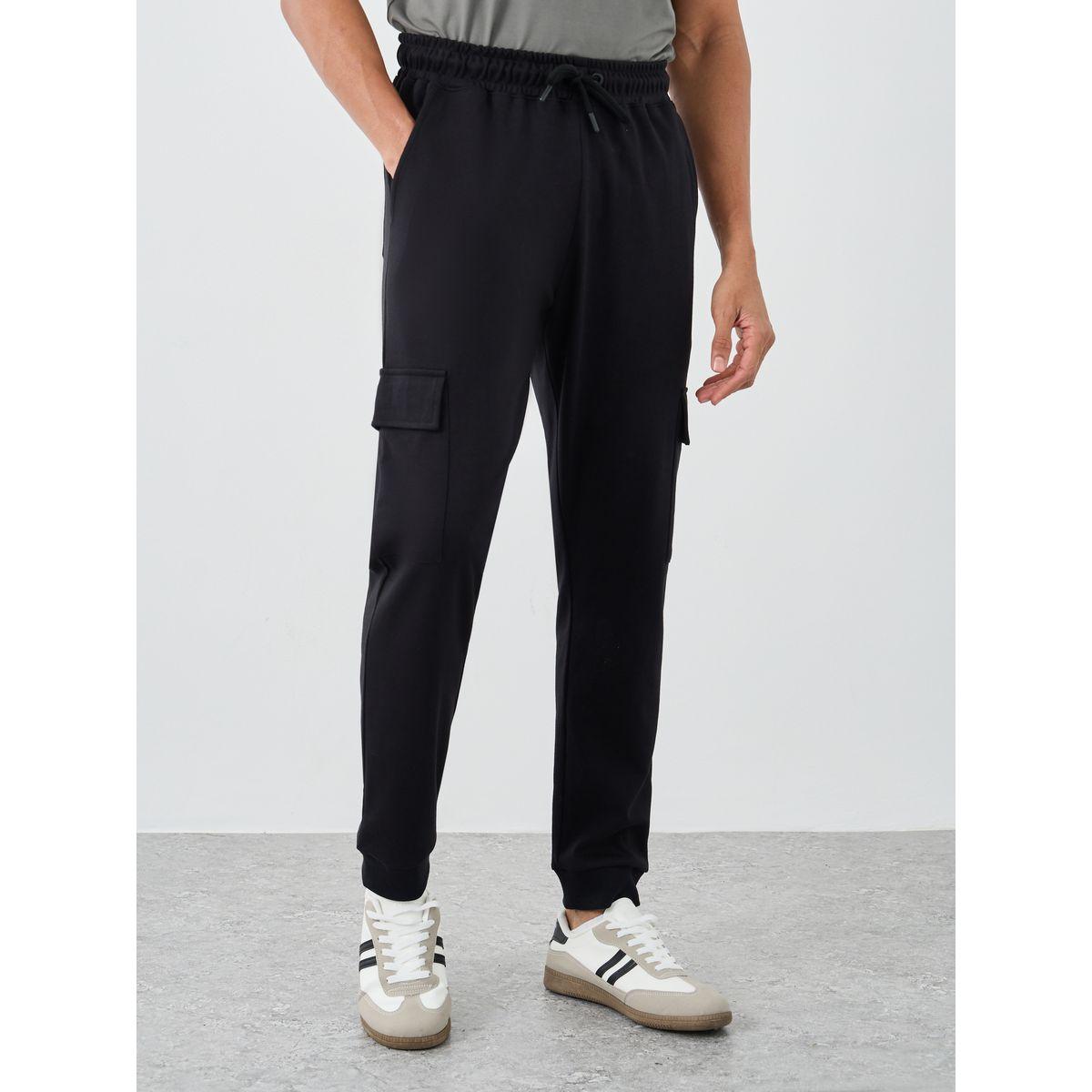 جوغر بنمط كارجو بقصة سليم فيت-men-clothing-bottoms-joggers-image-1