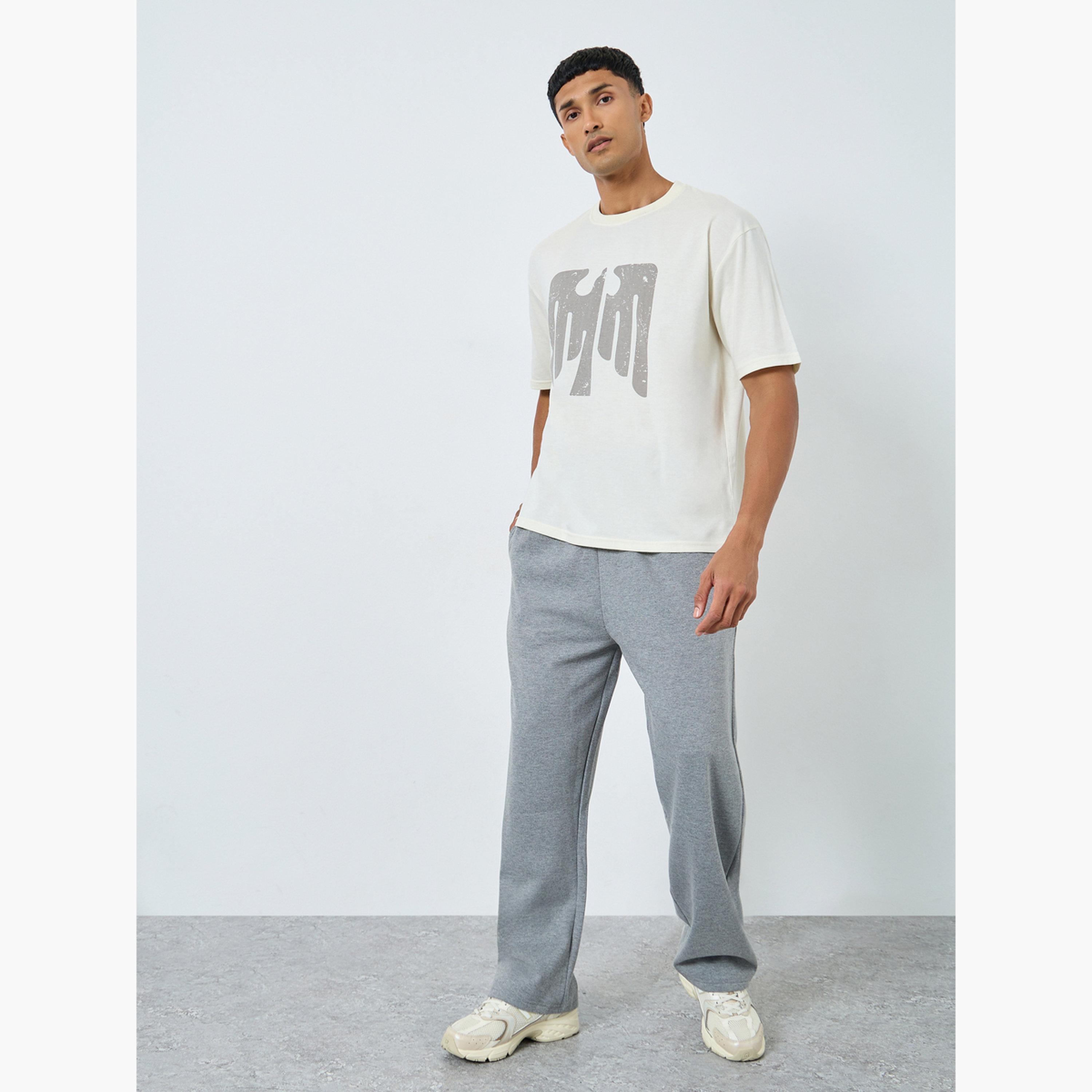 ستايلي - بنطال رياضي رجالي رمادي مقاس كبير اوفر سايز  برباط-men-clothing-bottoms-joggers-image-2