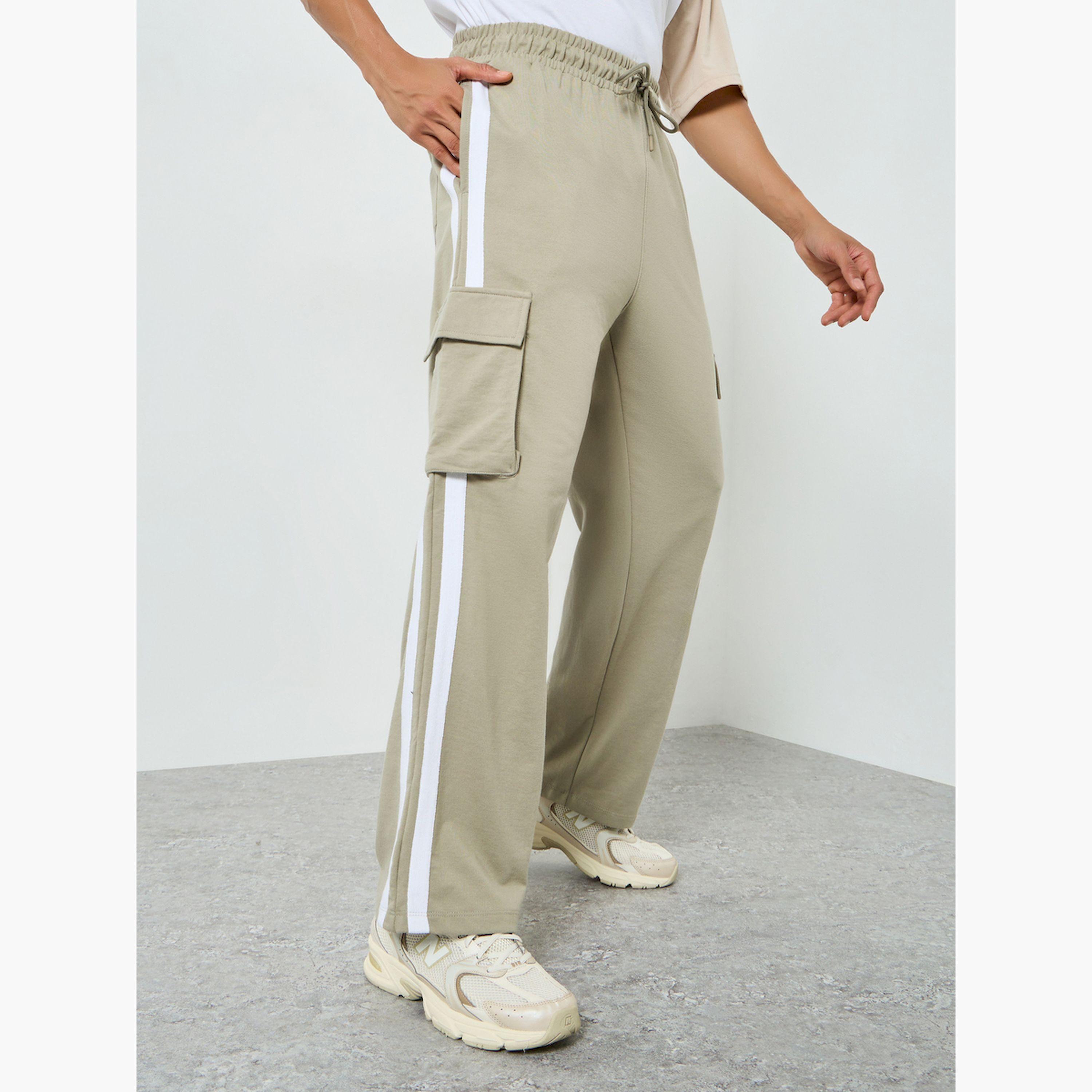 جوغر رجالي واسع كارجو بتصميم مخطط-men-clothing-bottoms-joggers-image-1
