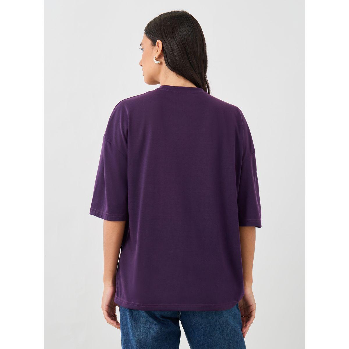 تيشيرت فضفاض بطبعة كتابة وياقة دائرية-women-clothing-tshirts-image-4