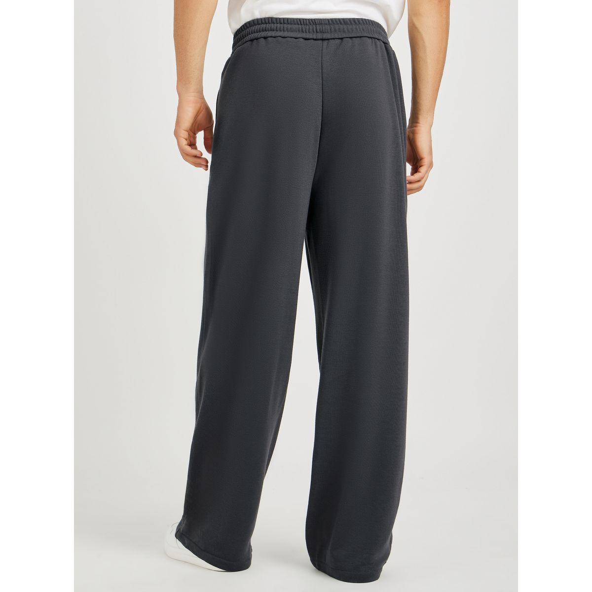 بنطال جوغر فضفاض بتفاصيل مُطرزة-men-clothing-bottoms-joggers-image-4