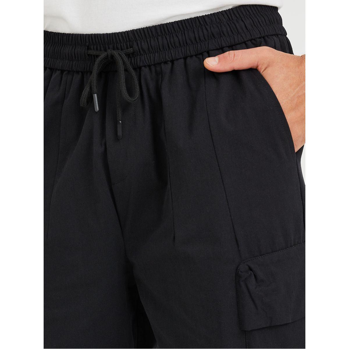 Styli Men Black Solid Cotton Twill Utility Relaxed Joggers with Multi Pockets-men-clothing-bottoms-joggers-image-3