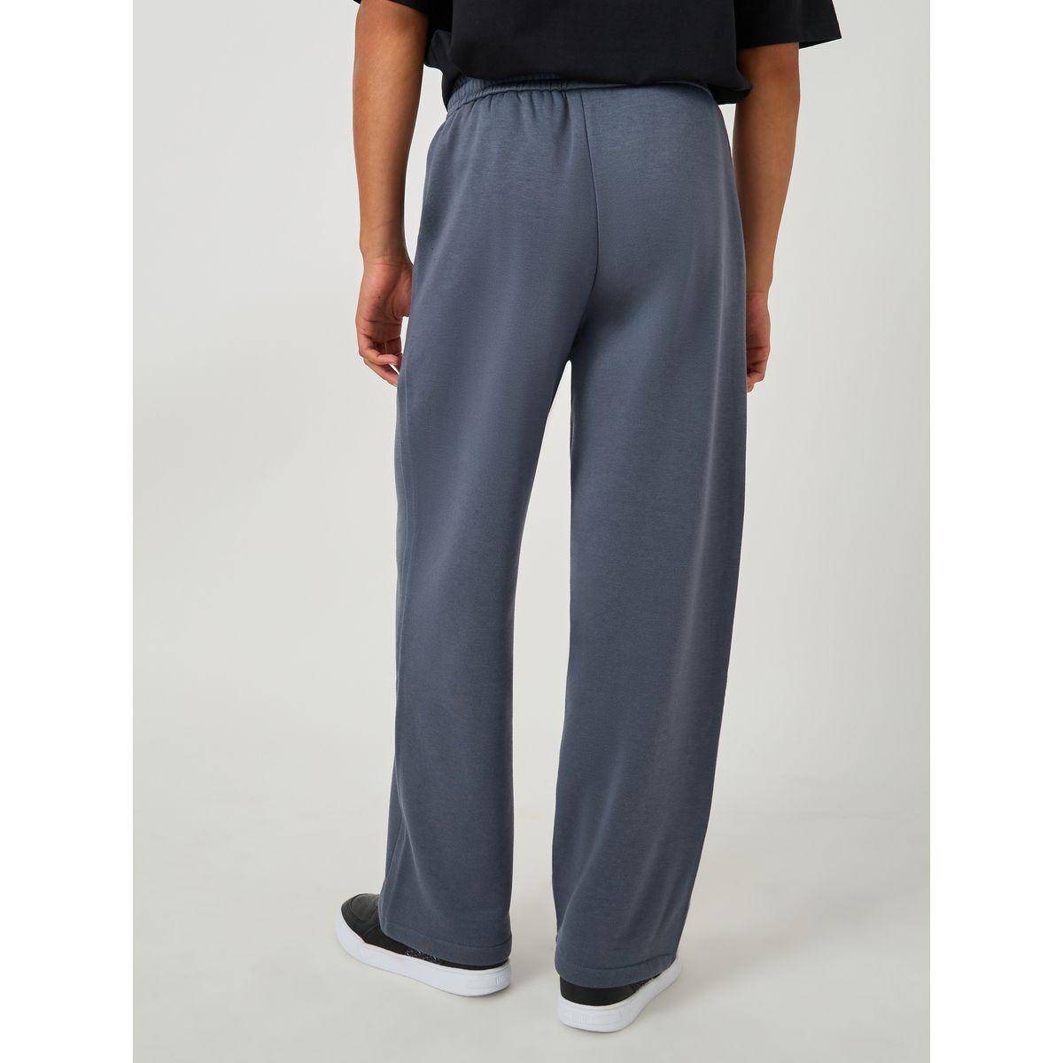 جوغر فضفاض بحافة مفتوحة وتفاصيل جيب-men-clothing-bottoms-joggers-image-4