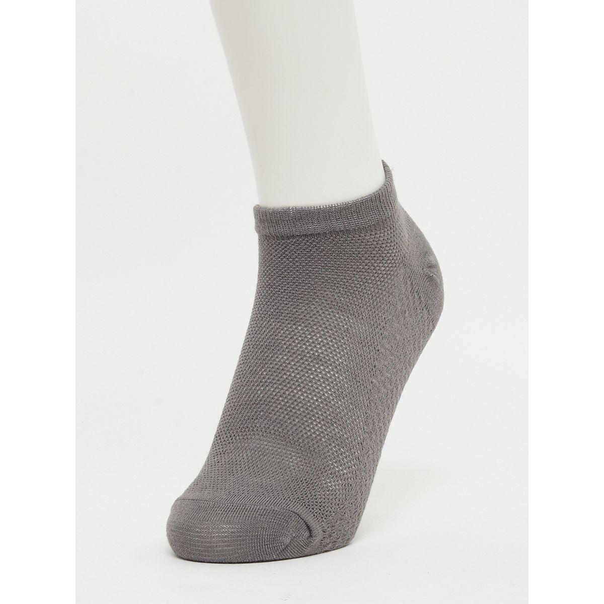 مجموعة من 3 جوارب عصرية-men-socks-image-6