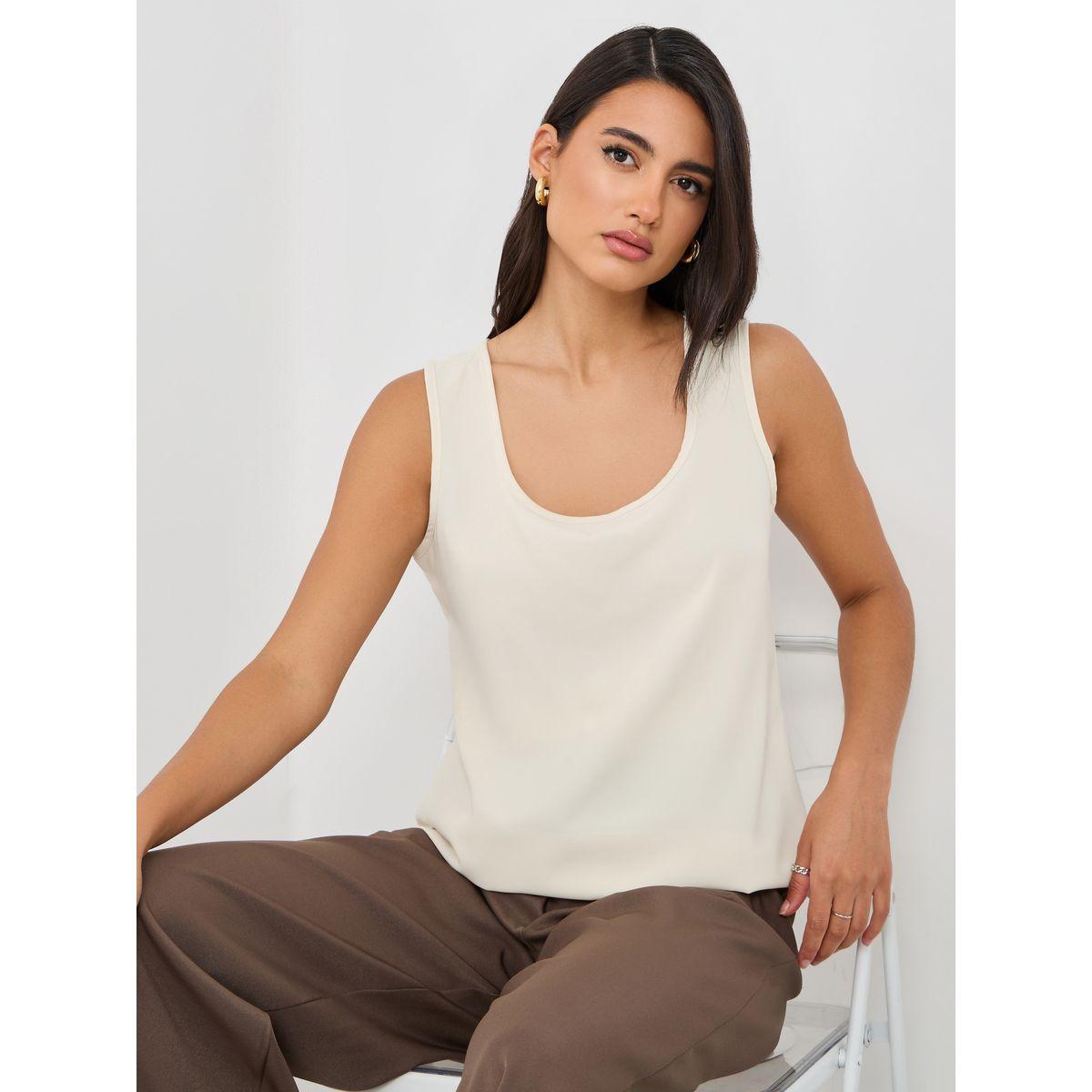 Styli Solid Scoop Neck Sleeveless Top-women-clothing-shirtsandblouses-blouses-image-1