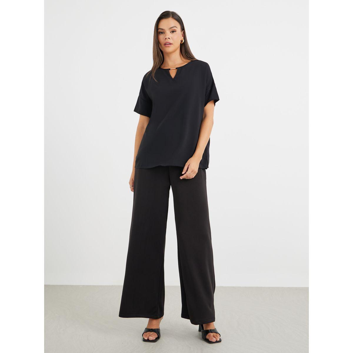 بلوزة بأكمام قصيرة مع ياقة بشق-women-clothing-shirtsandblouses-blouses-image-2