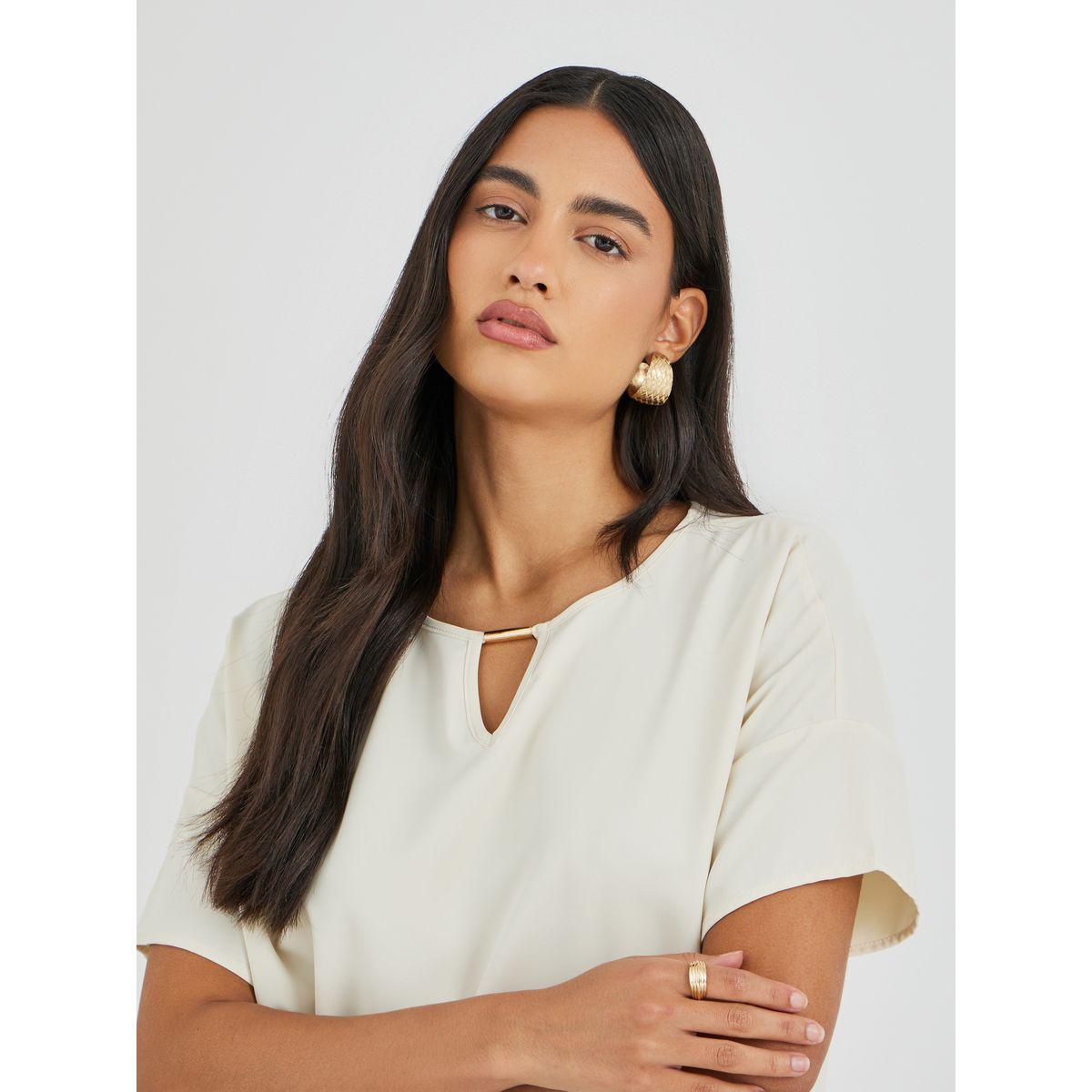 Styli Solid Keyhole Neck Short Sleeve Blouse-women-clothing-shirtsandblouses-blouses-image-4