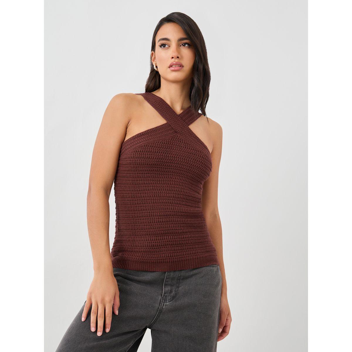بلوزة بلا أكمام محبوكة بكروشيه وياقة بنمط كروس-women-clothing-tshirts-image-2
