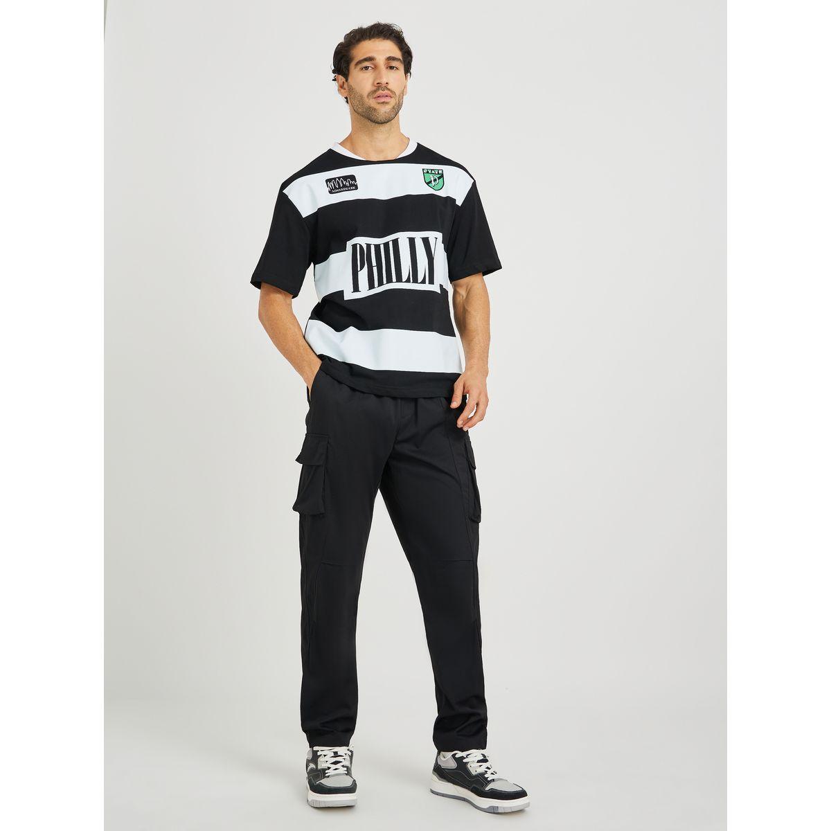 تيشيرت فارسيتي بقصة بوكسي وتفاصيل بارزة الملمس-men-clothing-tshirtsandpolos-tshirts-image-2
