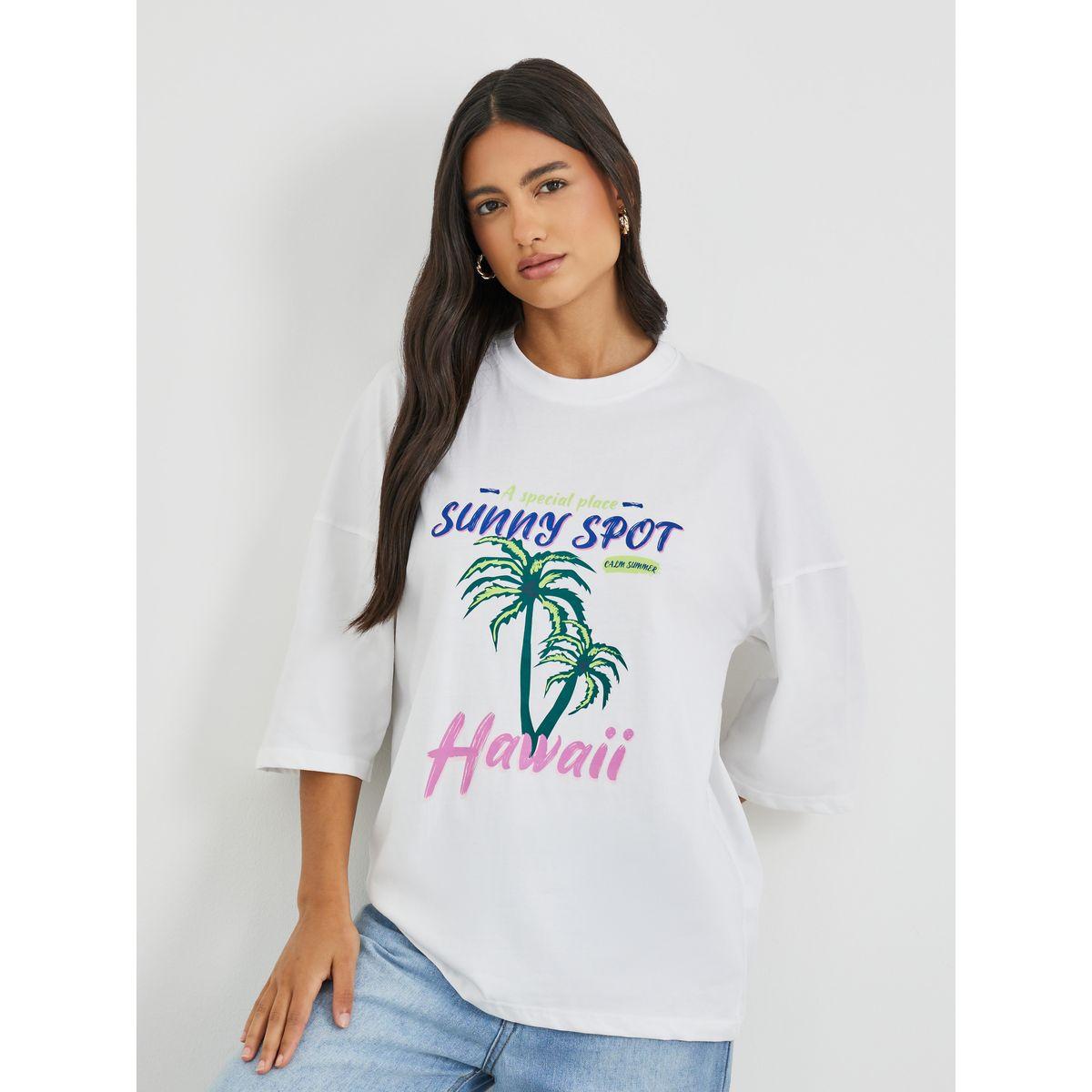Styli Graphic Print Exaggerated Shoulder Oversized T-Shirt-women-clothing-tshirts-image-1