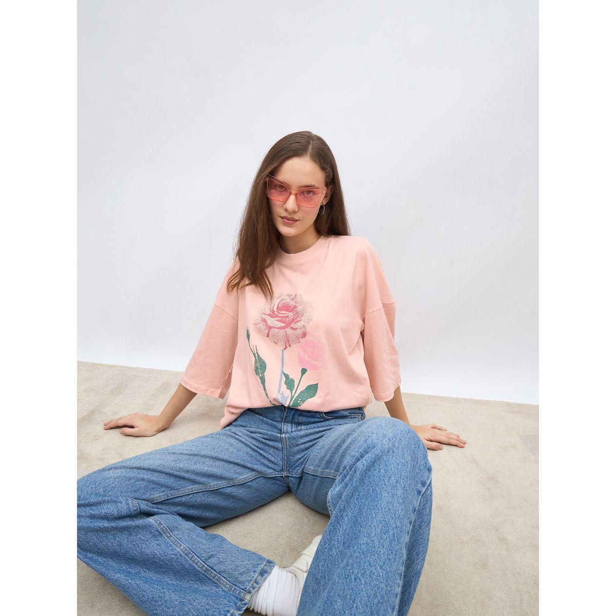 Styli Pink Graphic Print Oversized T-Shirt-women-clothing-tshirts-image-6