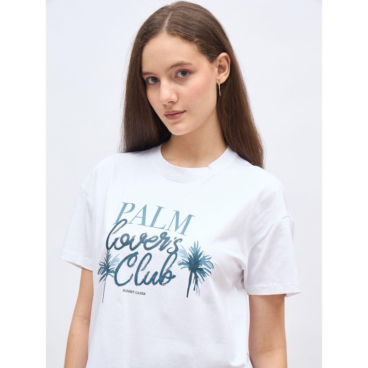 تيشيرت بقصة عادية وطبعة جرافيك-women-clothing-tshirts-image-4
