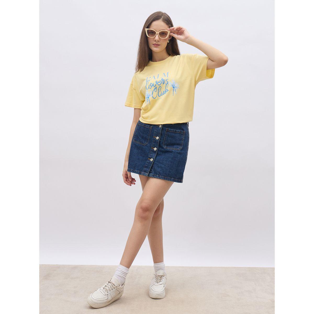 تيشيرت بقصة عادية وطبعة جرافيك-women-clothing-tshirts-image-1