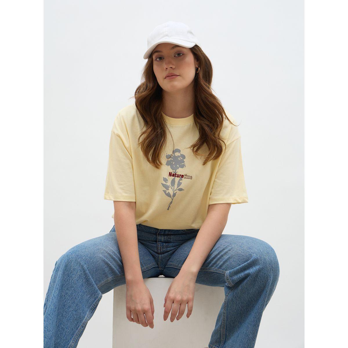 Styli Graphic Print Oversized T-Shirt-women-clothing-tshirts-image-6