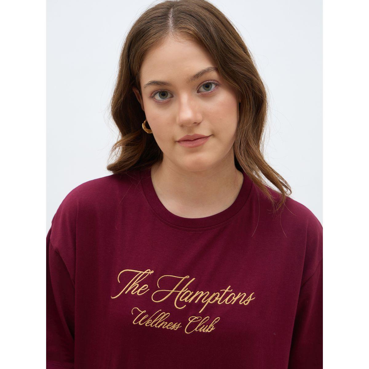 تيشيرت فضفاض مُطرّز بكتابة-women-clothing-tshirts-image-4
