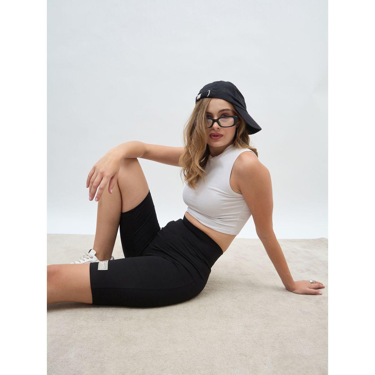 شورت ركوب الدراجات مزين بشارة-women-clothing-bottoms-shorts-image-6