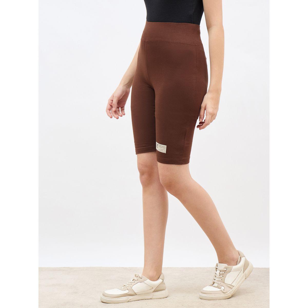شورت سادة بتفاصيل شارة-women-clothing-bottoms-shorts-image-3