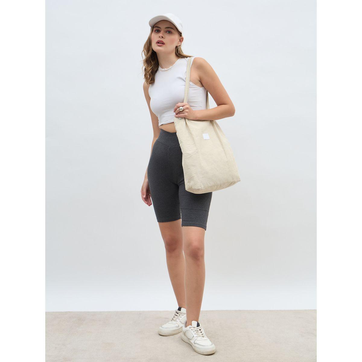 شورت سادة لركوب الدراجات مع خصر بنمط كروس-women-clothing-bottoms-shorts-image-1