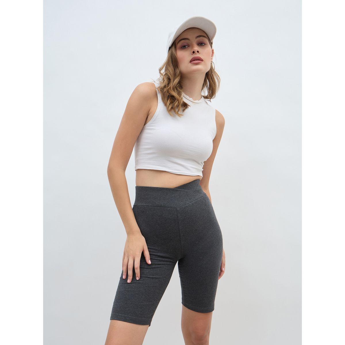 شورت سادة لركوب الدراجات مع خصر بنمط كروس-women-clothing-bottoms-shorts-image-6