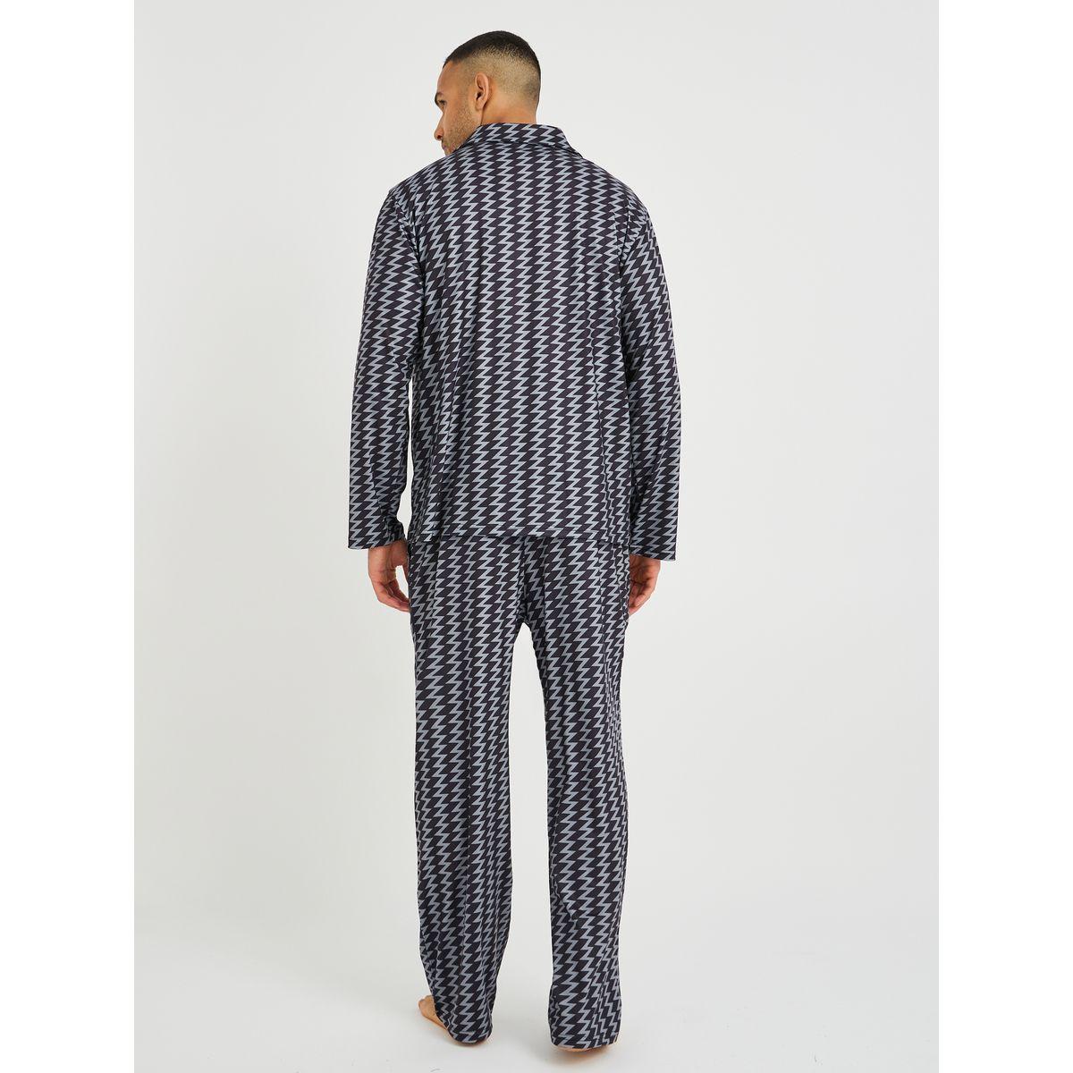 طقم من بنطال بيجاما وبلوزة بأكمام طويلة-men-clothing-nightwear-sets-image-5
