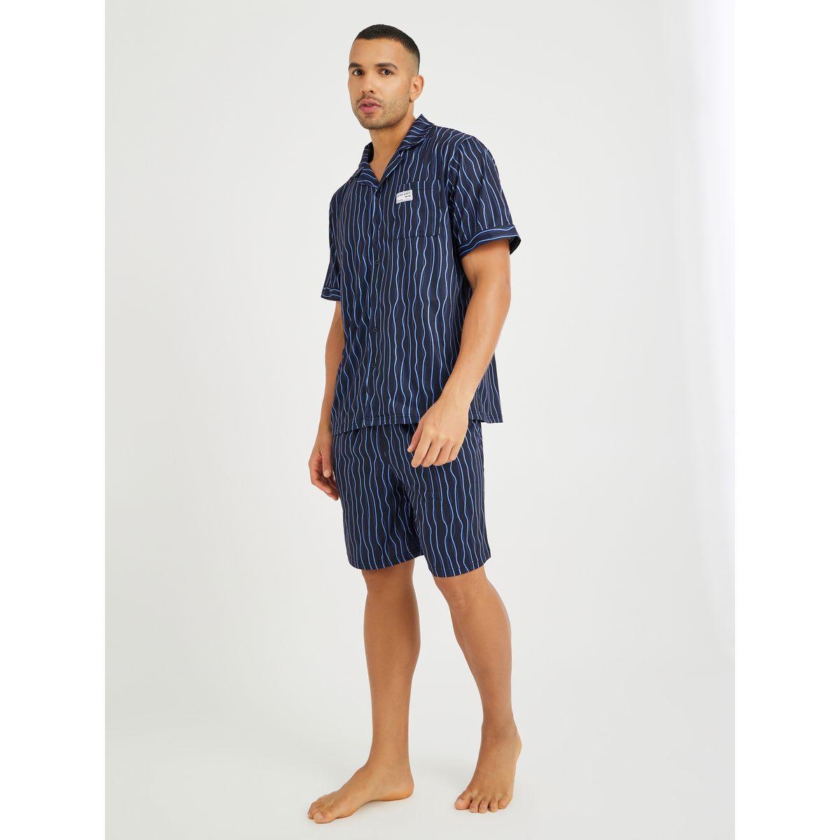طقم بيجاما من شورت وقميص بأكمام قصيرة-men-clothing-nightwear-sets-image-1