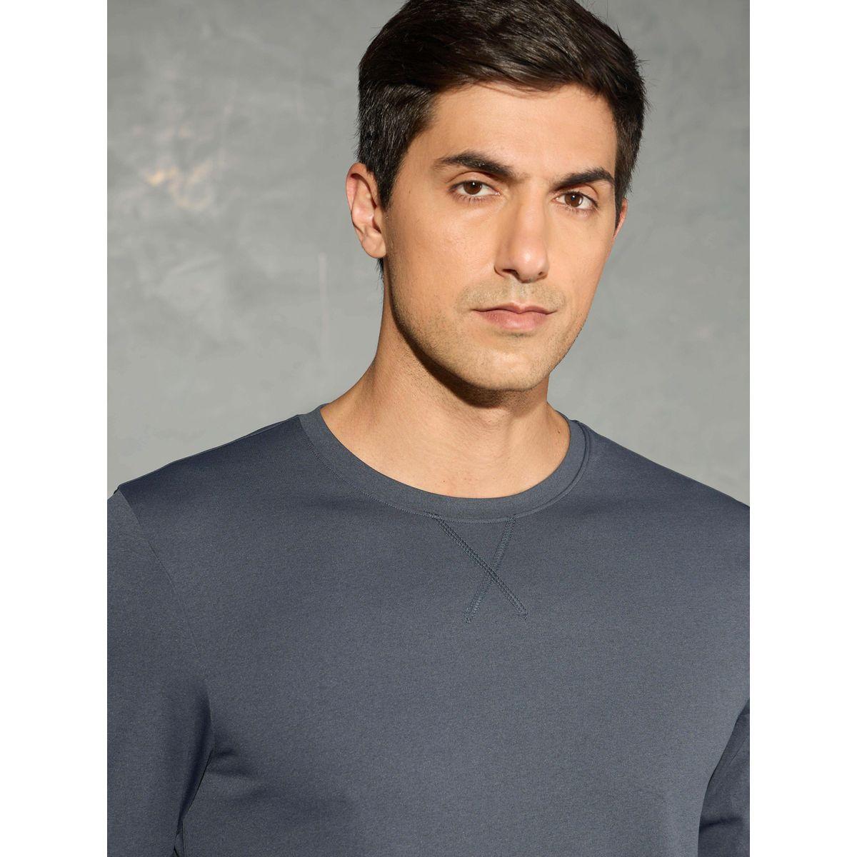 تيشيرت سادة بياقة دائرية وأكمام طويلة-men-clothing-sportswearandactivewear-tshirtsandpolos-image-3