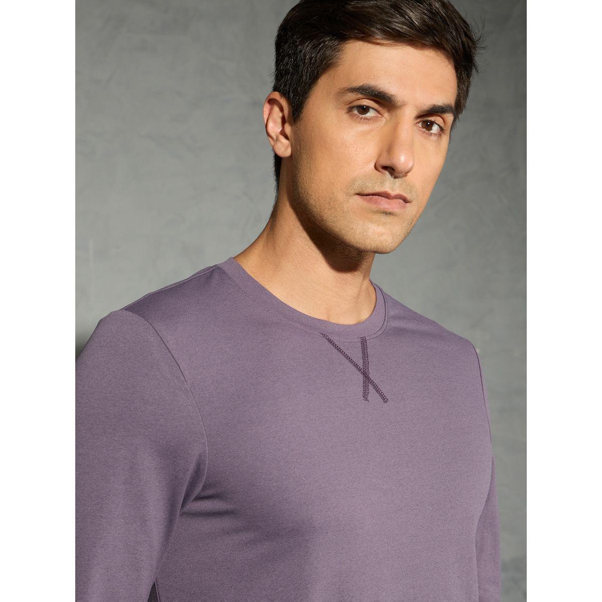 تيشيرت سادة بياقة دائرية وأكمام طويلة-men-clothing-sportswearandactivewear-tshirtsandpolos-image-2