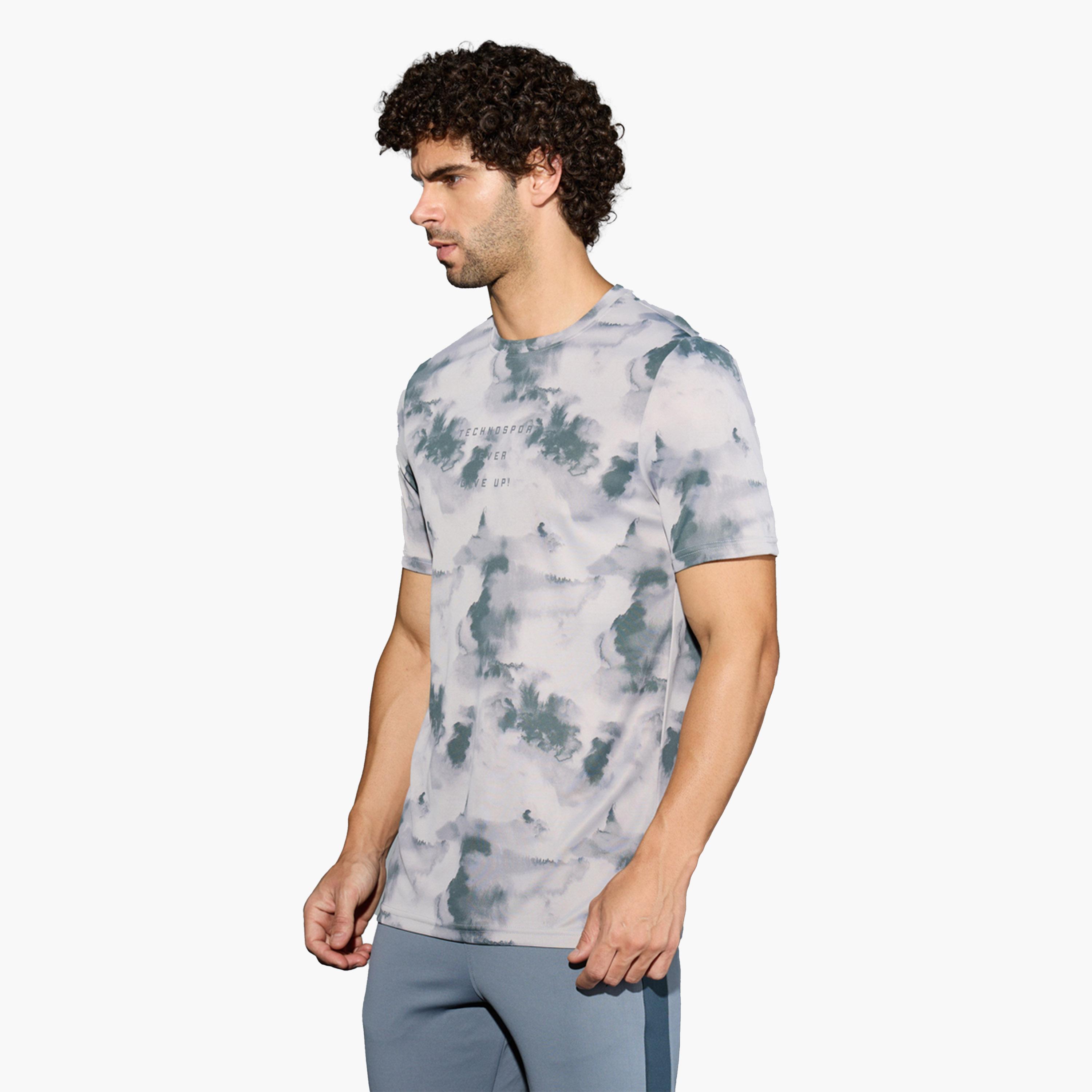 تيكنو سبورت × ستايلي-  تي شيرت رجالي قصّة عادية ورقبة دائرية وطبعة كاملة-men-clothing-sportswearandactivewear-tshirtsandpolos-image-2