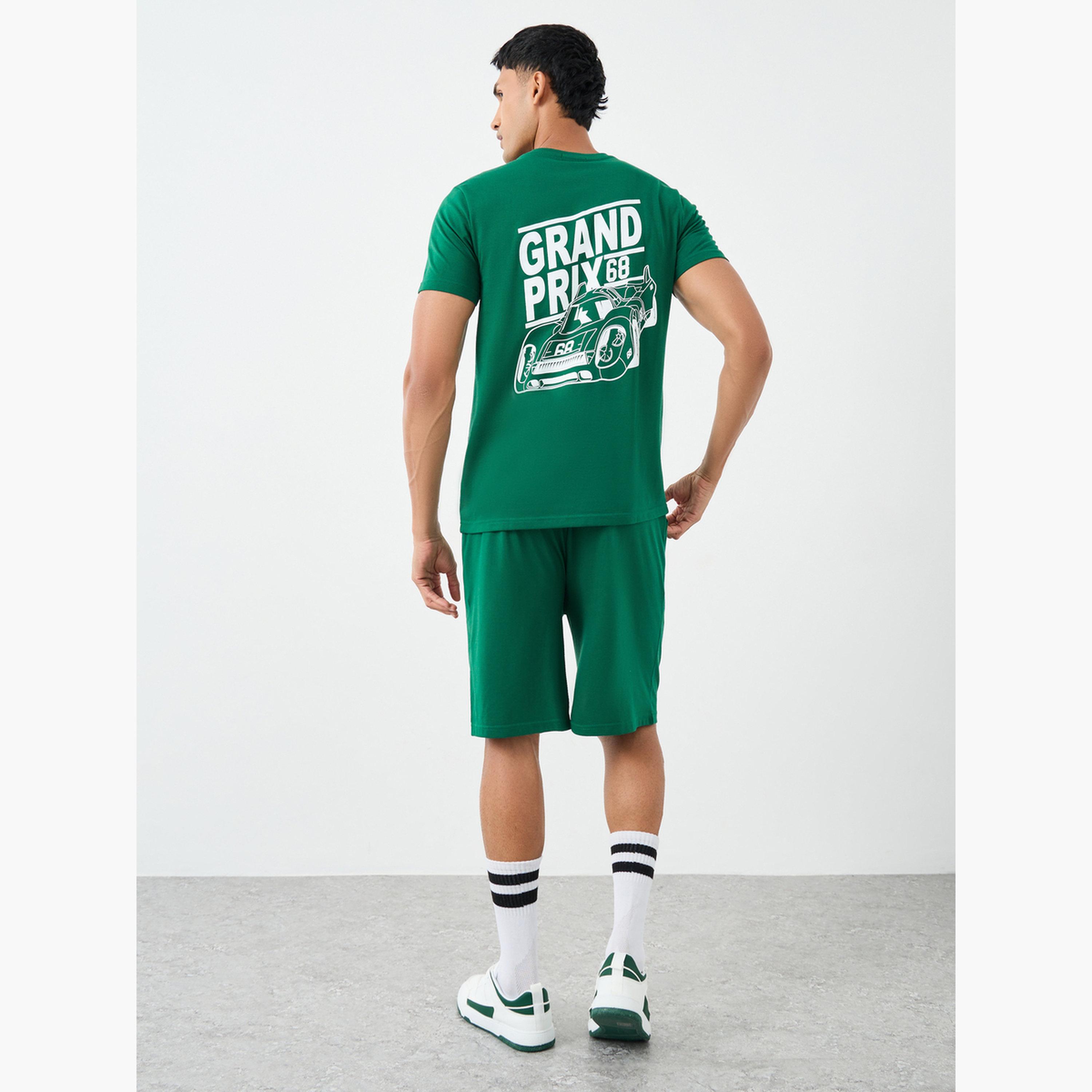 طقم بيجاما من تيشيرت بطبعة جرافيك وشورت للرجال-men-clothing-nightwear-sets-image-2