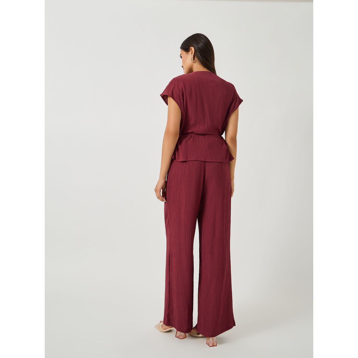 طقم منسق من بنطال وبلوزة بنمط لف وأربطة-women-clothing-coordsets-image-4