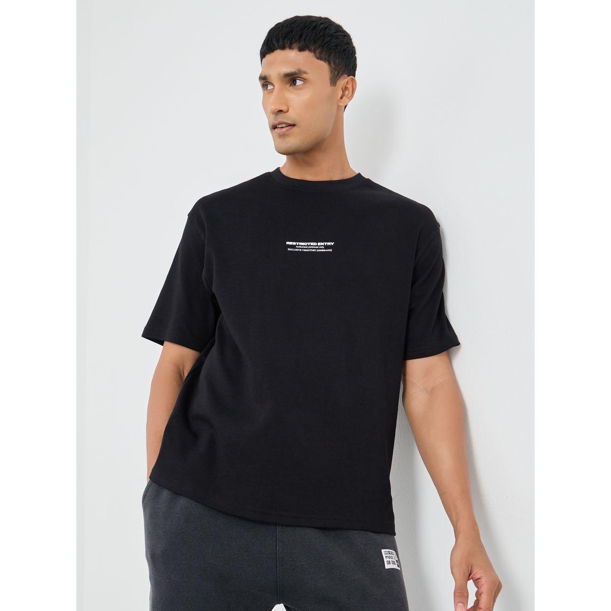 تيشيرت بطبعة كتابة وياقة دائرية-men-clothing-tshirtsandpolos-tshirts-image-1